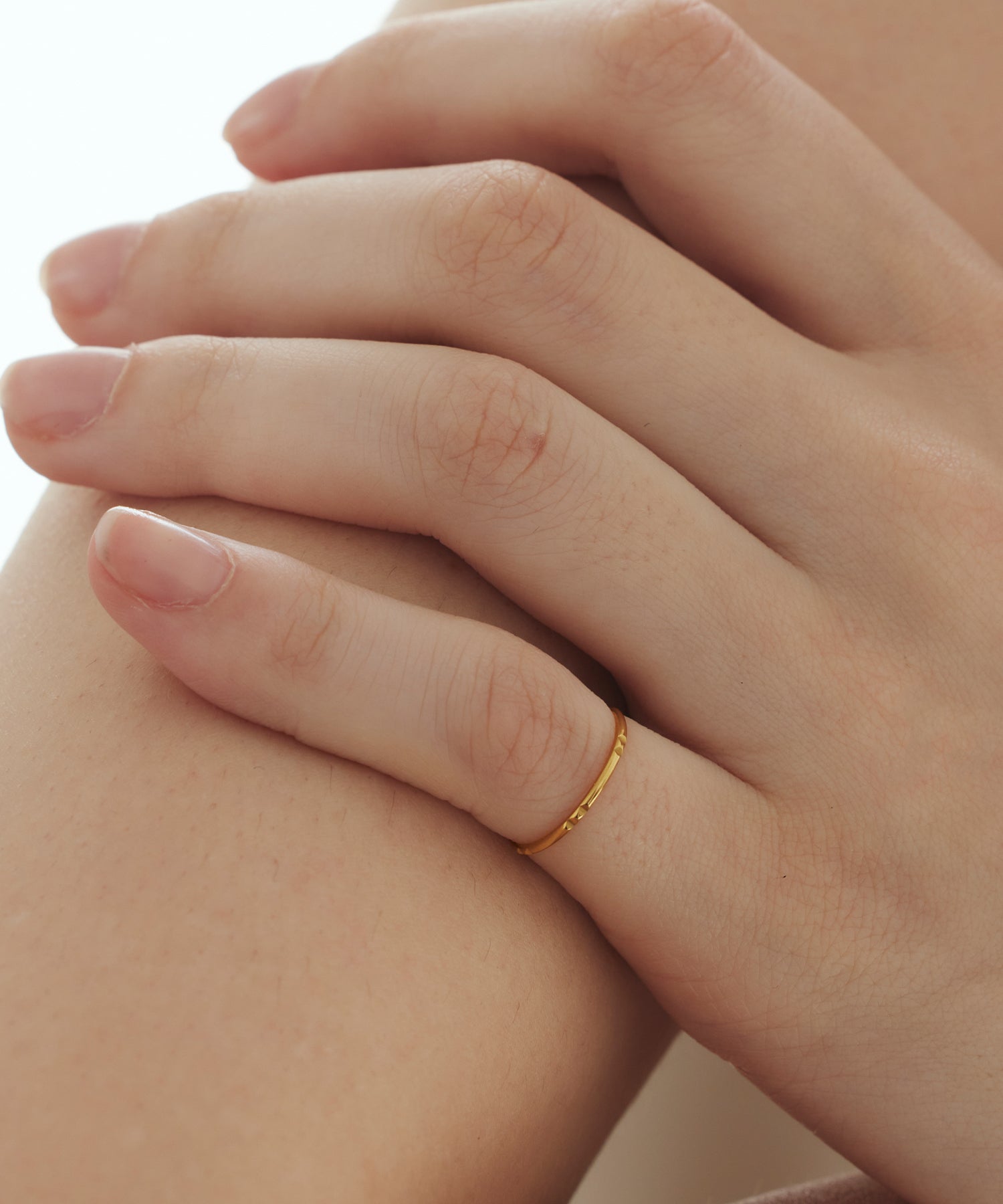 ゴールド カットピンキーリング 金属アレルギー対応 サージカルステンレス