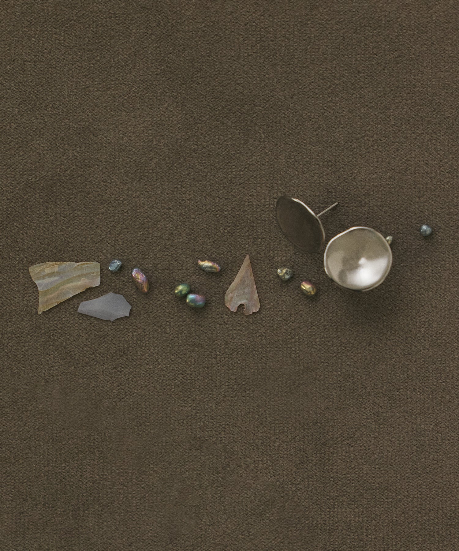 シルバー ニュアンスラウンドプレートピアス 金属アレルギー対応 サージカルステンレス