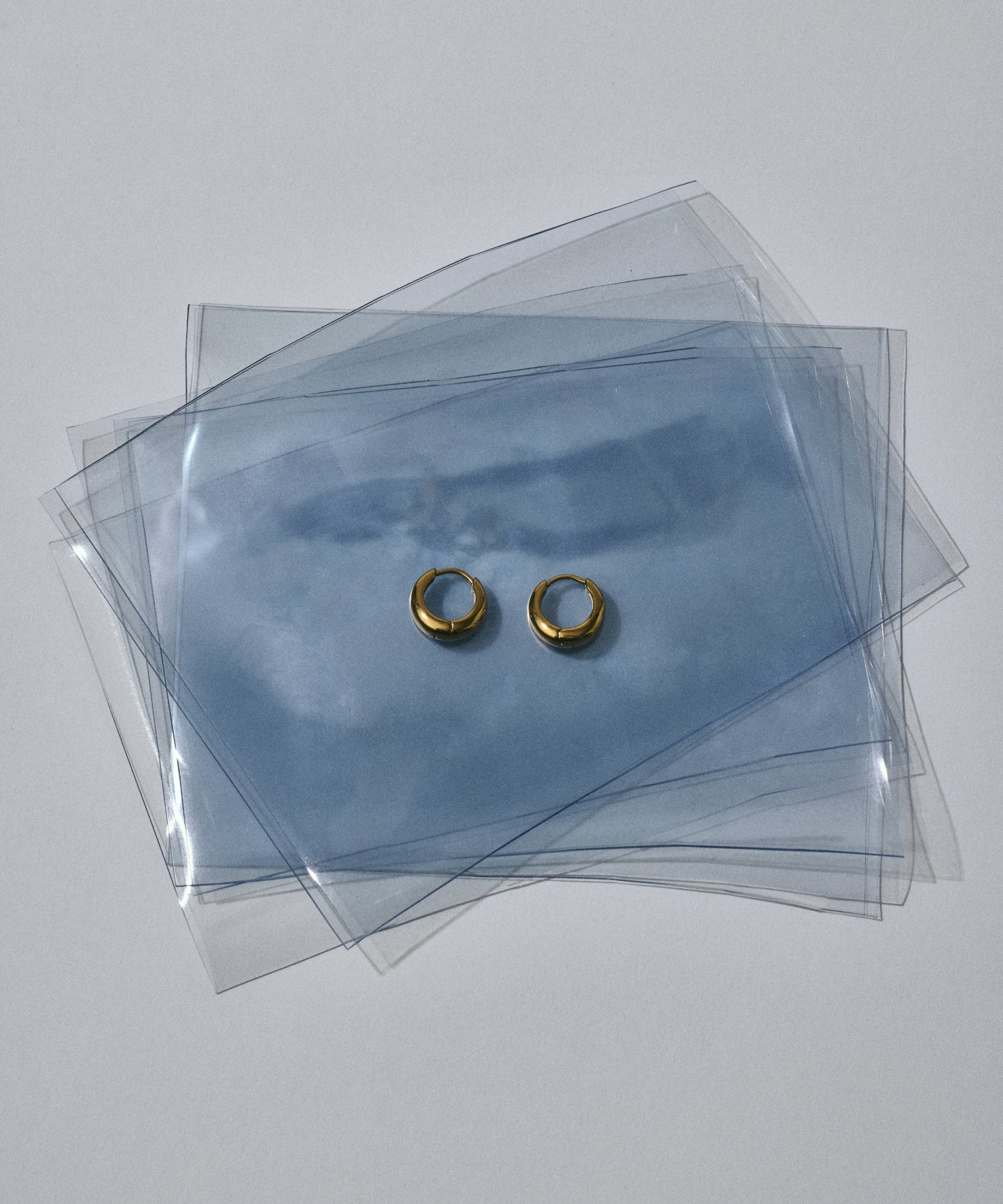 14kgf エレガントティアドロップフープピアス 14kgf エレガントティアドロップフープピアス