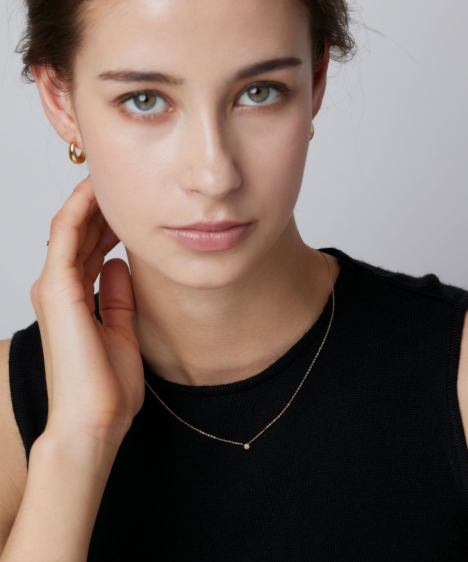 ドロップフープピアス ゴールド ピアス サージカルステンレス レディース メンズ ユニセックス ジェンダーレス 着用画像 付けっぱなし 金属アレルギー