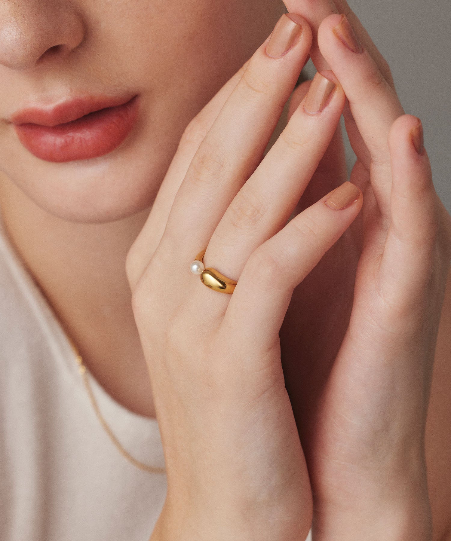 ゴールド スフィアパールリング 金属アレルギー対応 サージカルステンレス