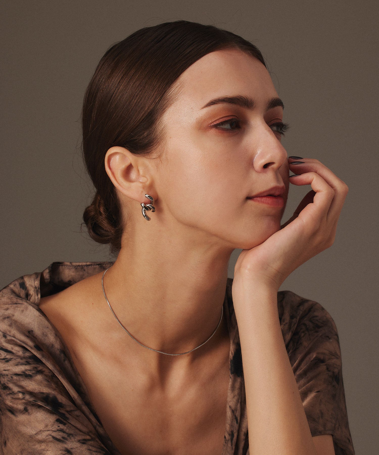 シルバー チェーンクロスピアス 金属アレルギー対応 サージカルステンレス