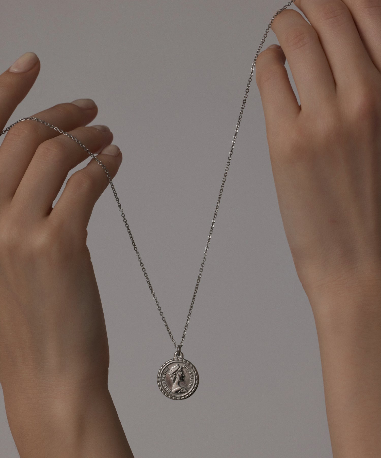 シルバー エリザベスコインネックレス 金属アレルギー対応 サージカルステンレス