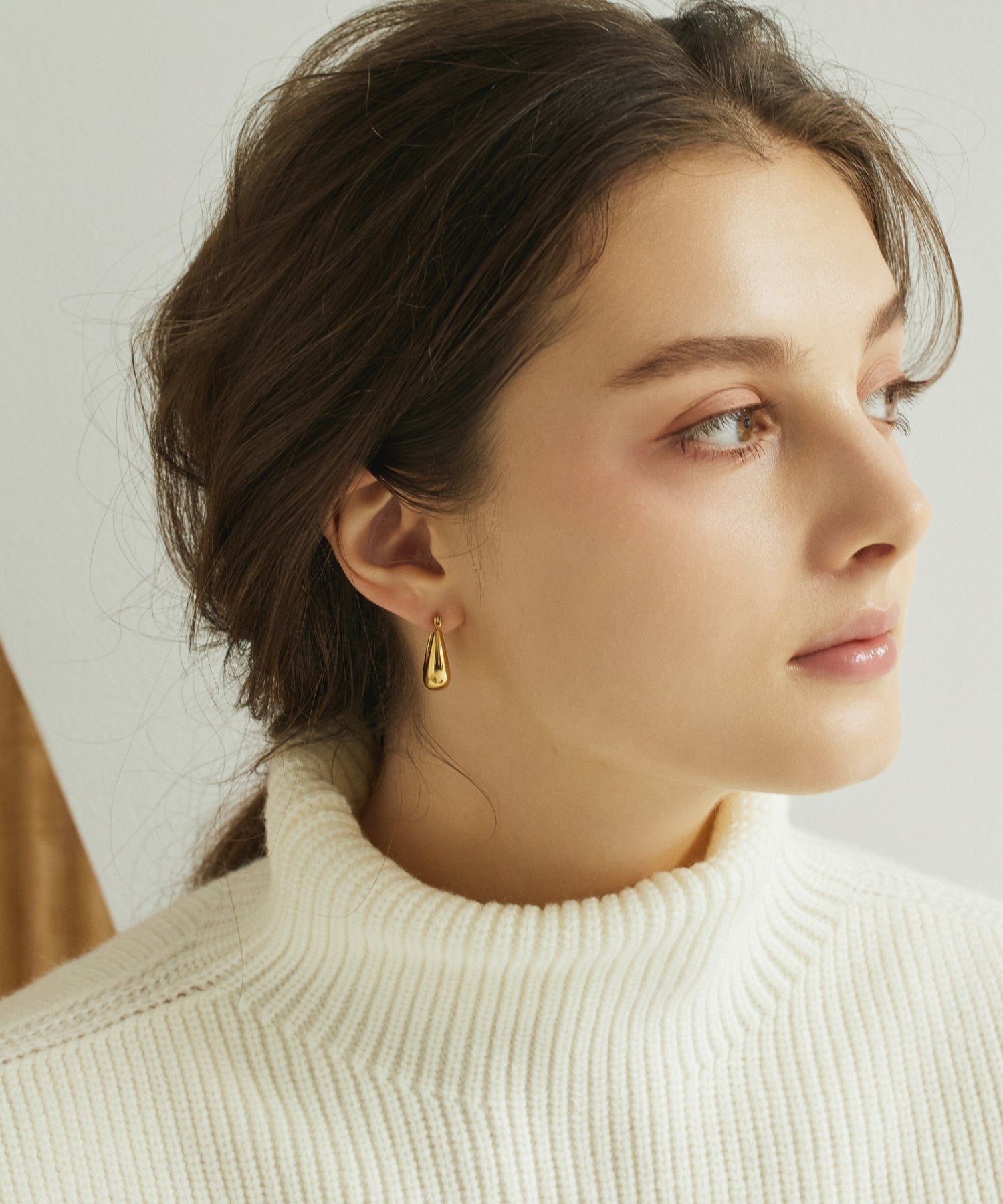 ゴールド オーバルフープピアス 金属アレルギー対応 サージカルステンレス