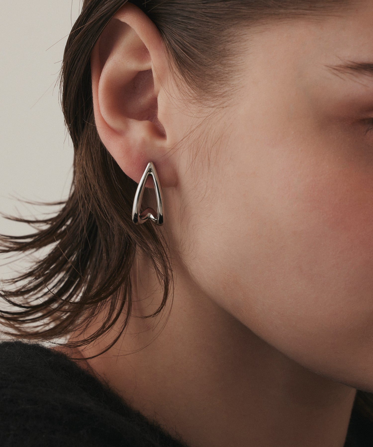 シルバー ダブルラインドロップピアス 金属アレルギー対応 サージカルステンレス