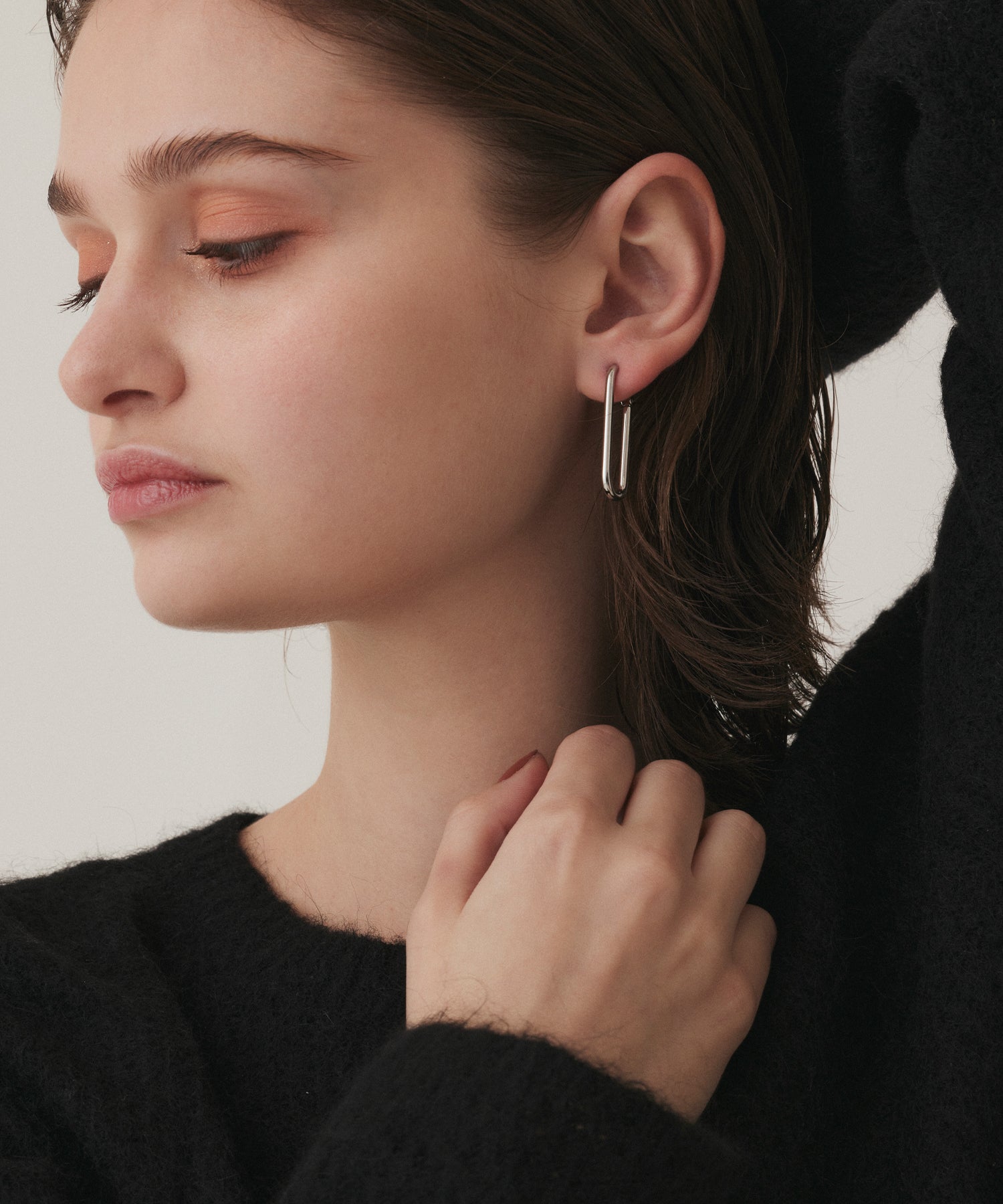 シルバー ミニUラインイヤリング 金属アレルギー対応 サージカルステンレス