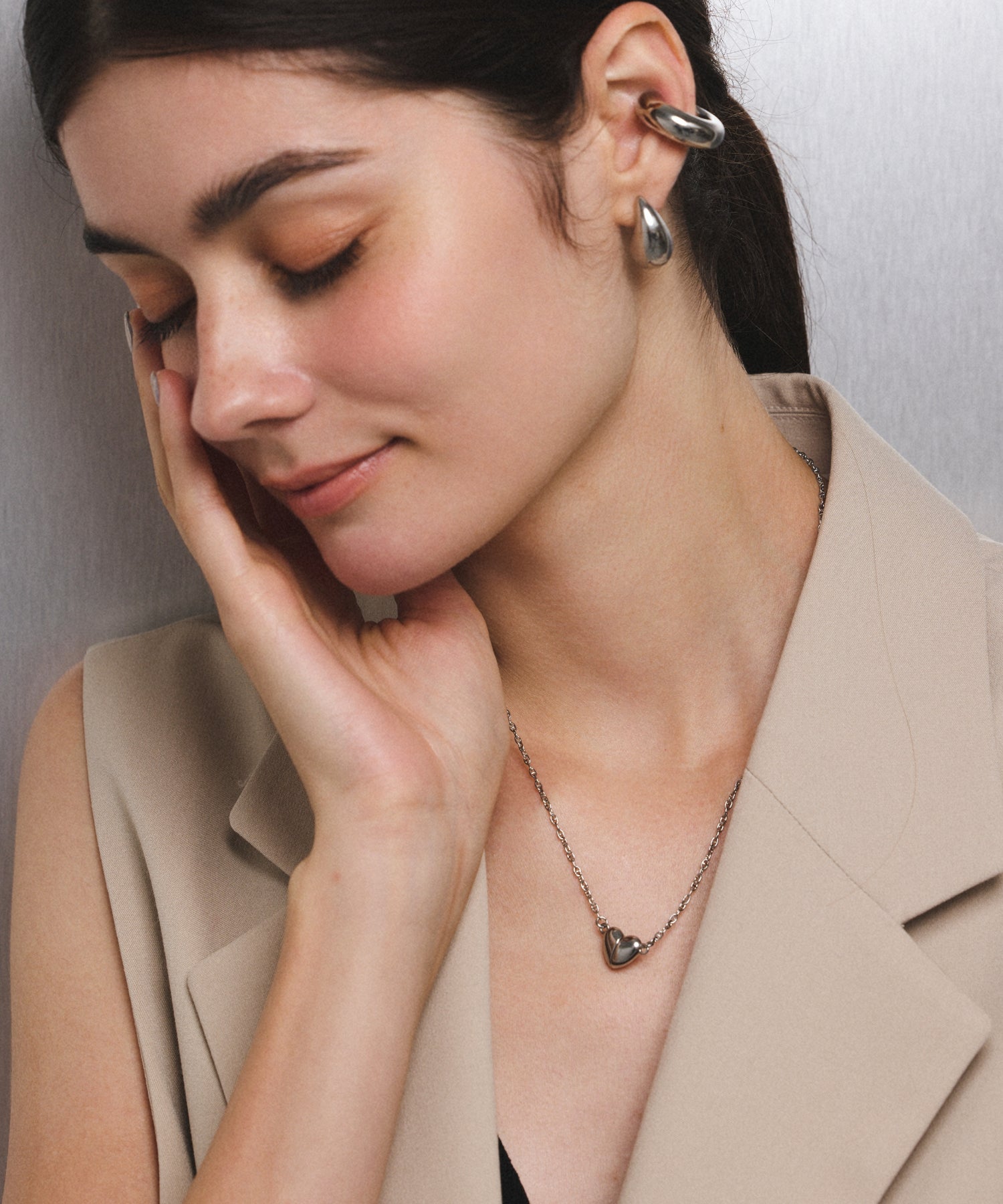 シルバー マグネットハートネックレス 金属アレルギー対応 サージカルステンレス