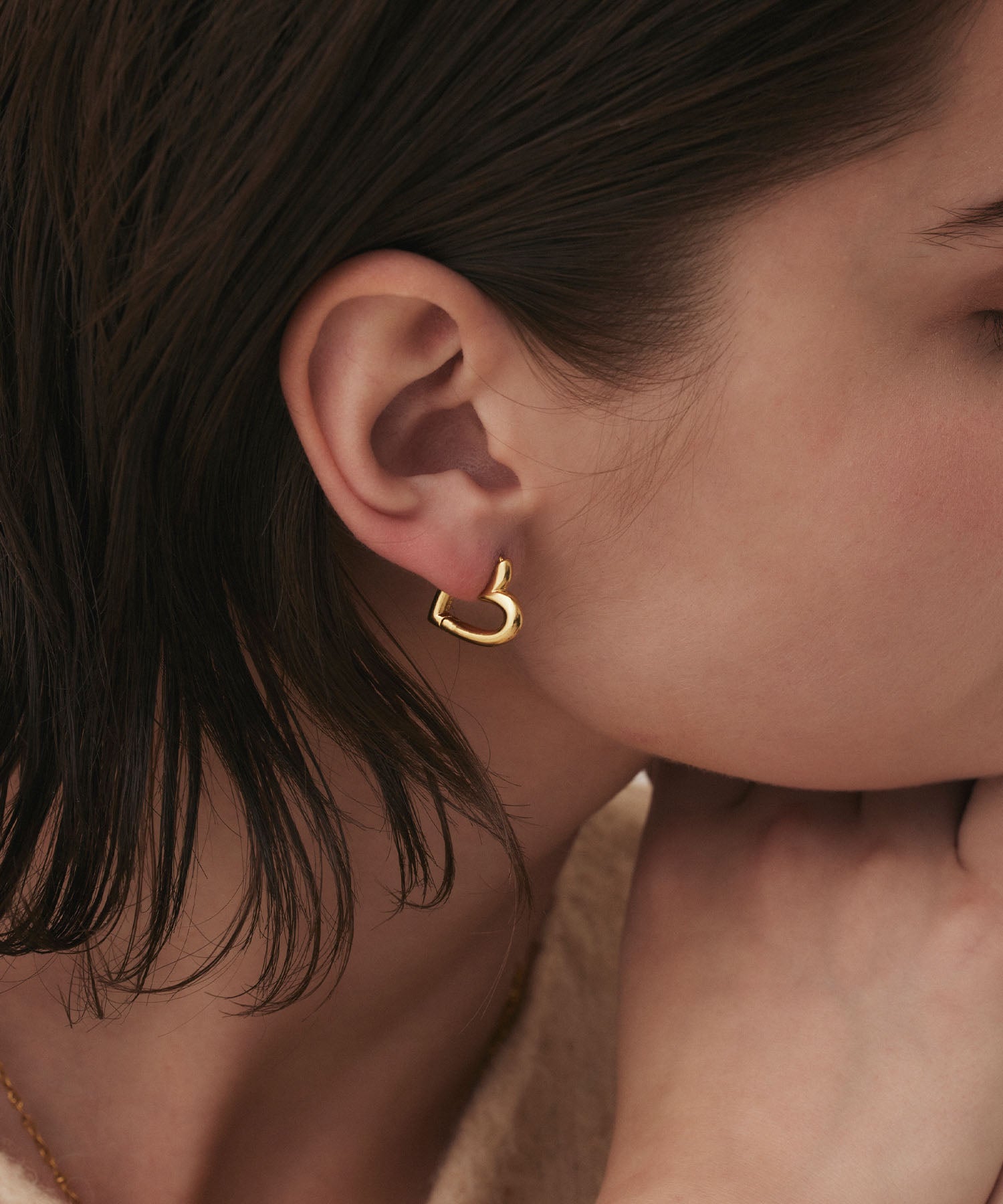 ゴールド ワンタッチハートピアス 金属アレルギー対応 サージカルステンレス