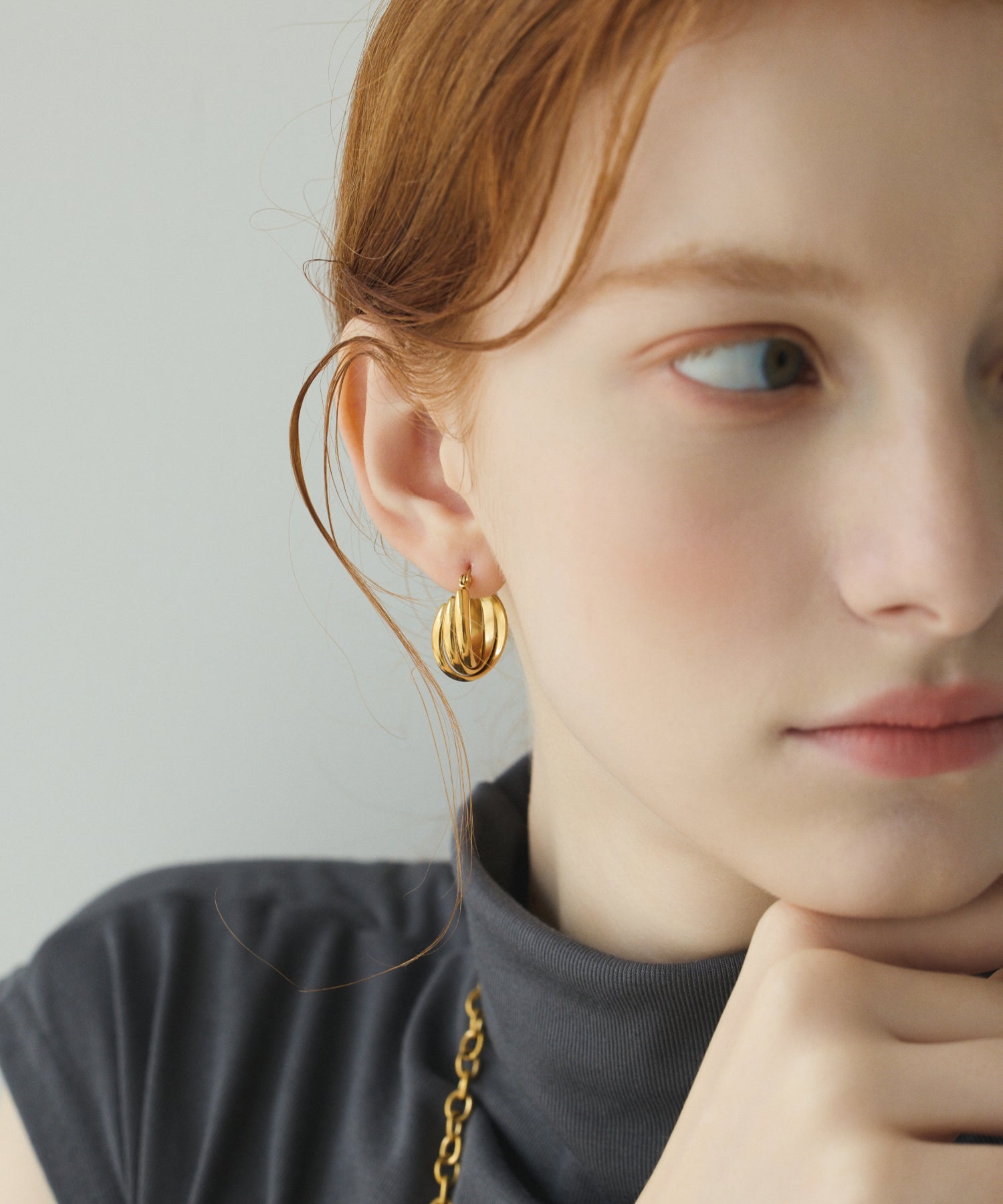 ゴールド トリプルウェブフープピアス 金属アレルギー対応 サージカルステンレス