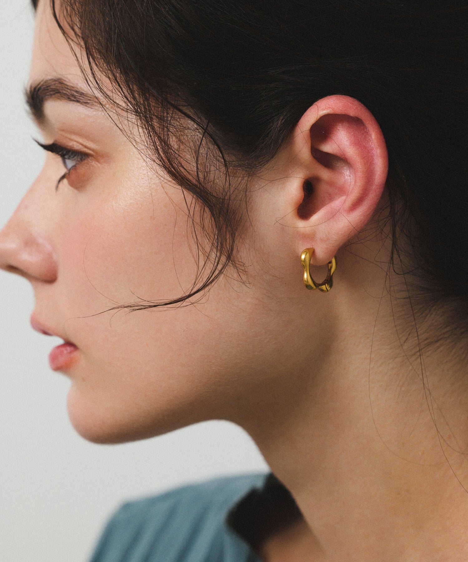 ゴールド ワンタッチデイジーピアス 金属アレルギー対応 サージカルステンレス