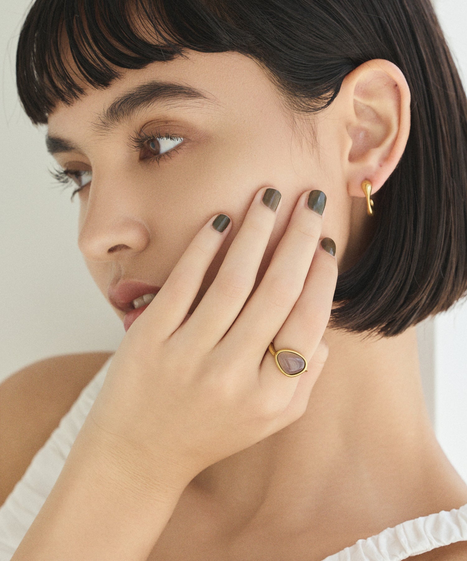 ゴールド ネジレストーンリング 金属アレルギー対応 サージカルステンレス