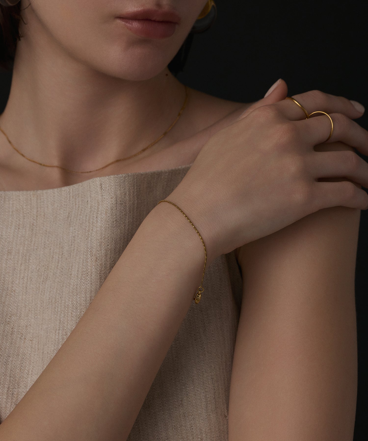 ゴールド スレッドチェーンブレスレット 金属アレルギー対応 サージカルステンレス