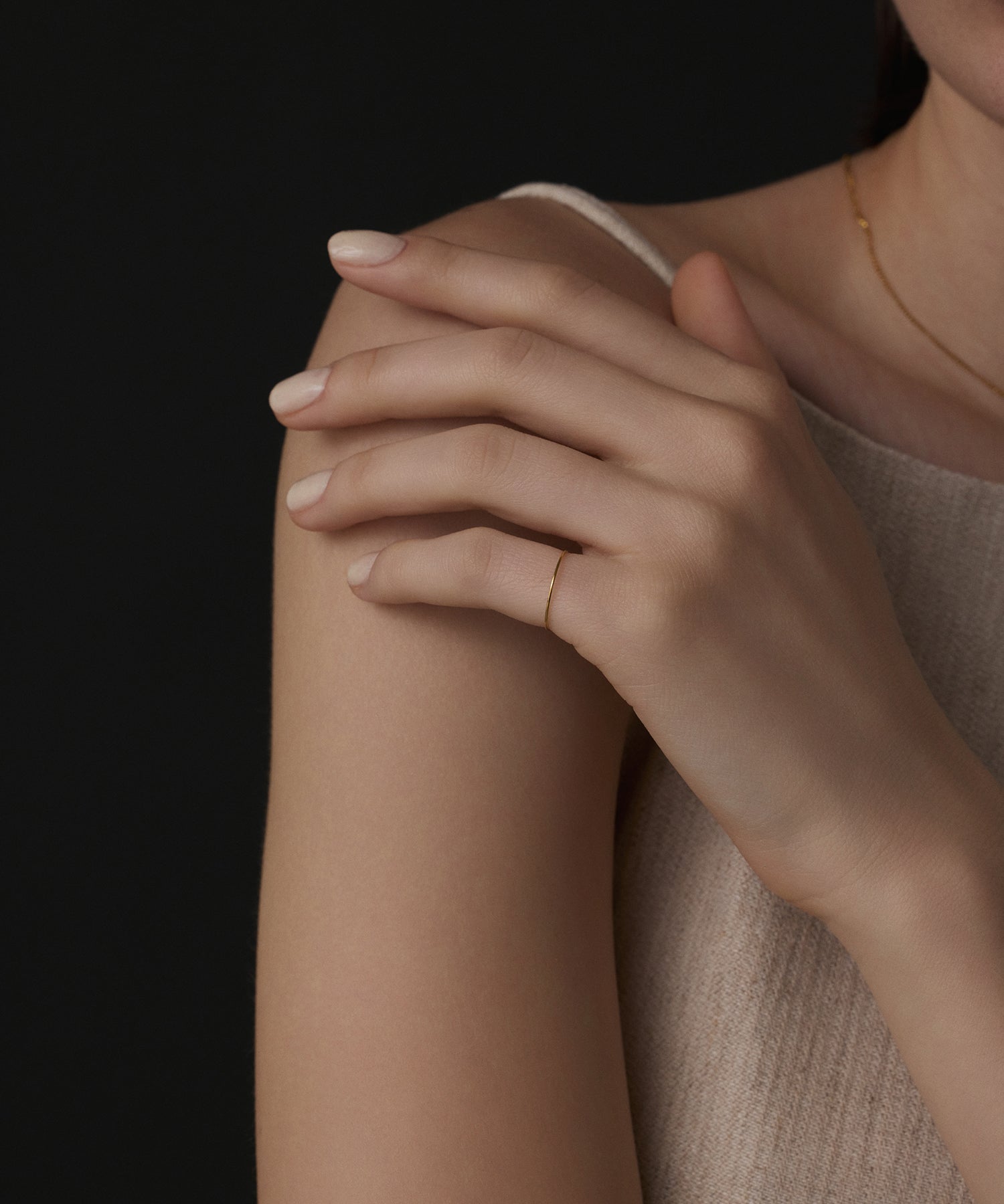 ゴールド スリムシンプルピンキーリング 金属アレルギー対応 サージカルステンレス