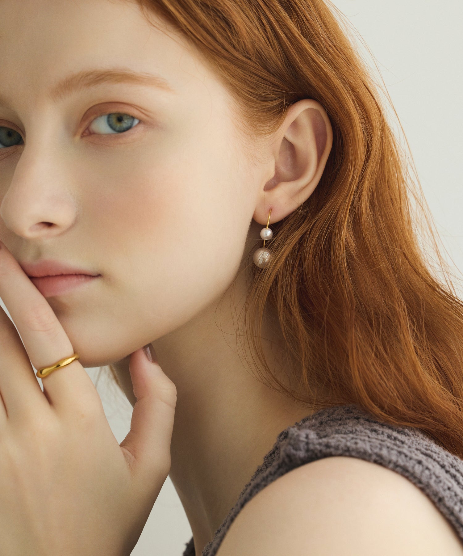 ゴールド ダブルパールピアス 金属アレルギー対応 サージカルステンレス