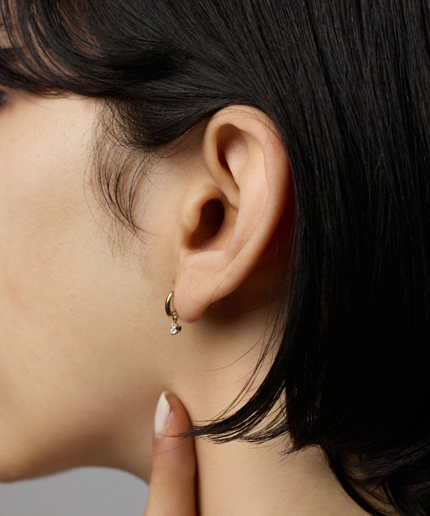 ゴールド ジルコニアドロップピアス 金属アレルギー対応 サージカルステンレス