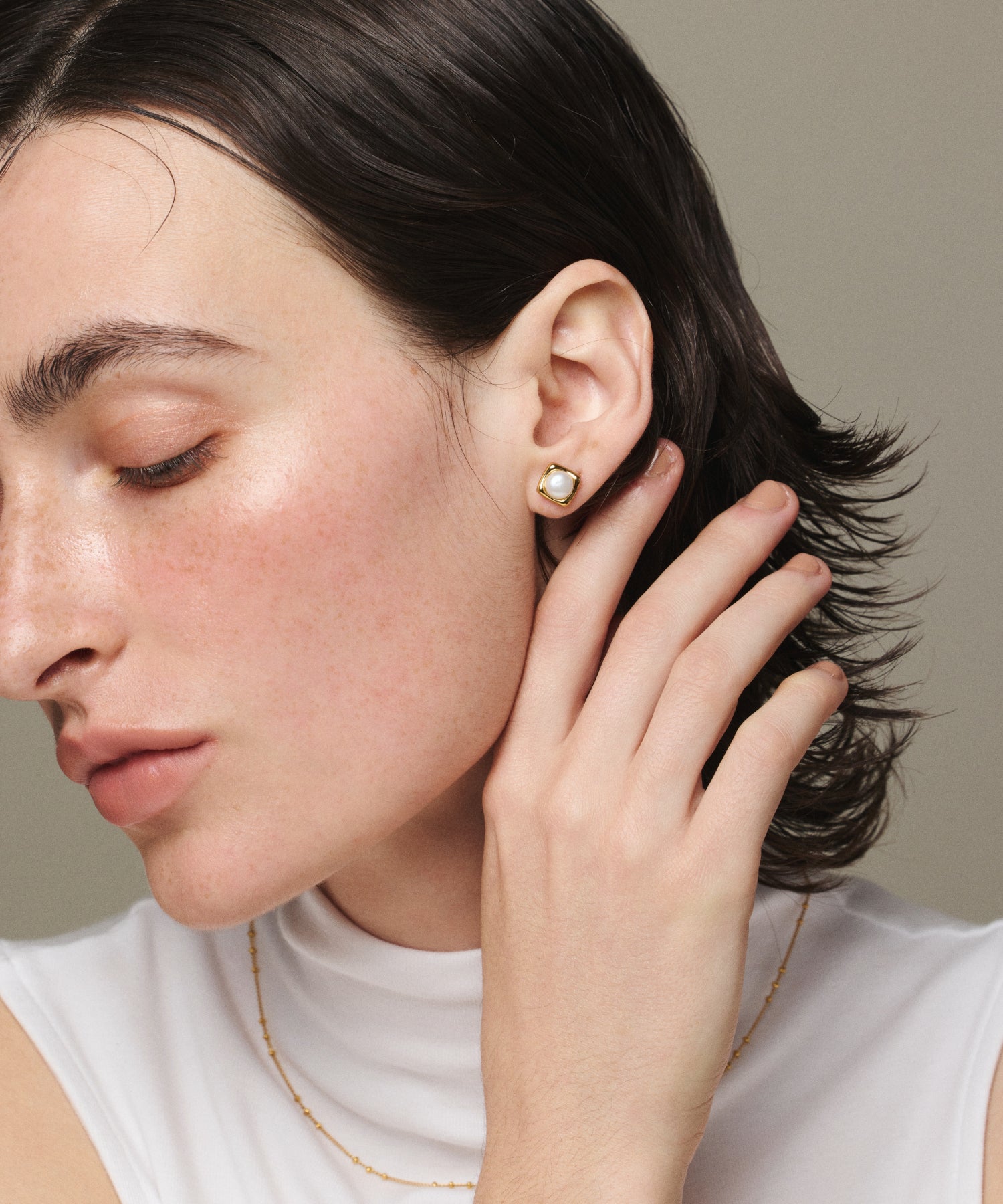 ゴールド パールステージピアス 金属アレルギー対応 サージカルステンレス