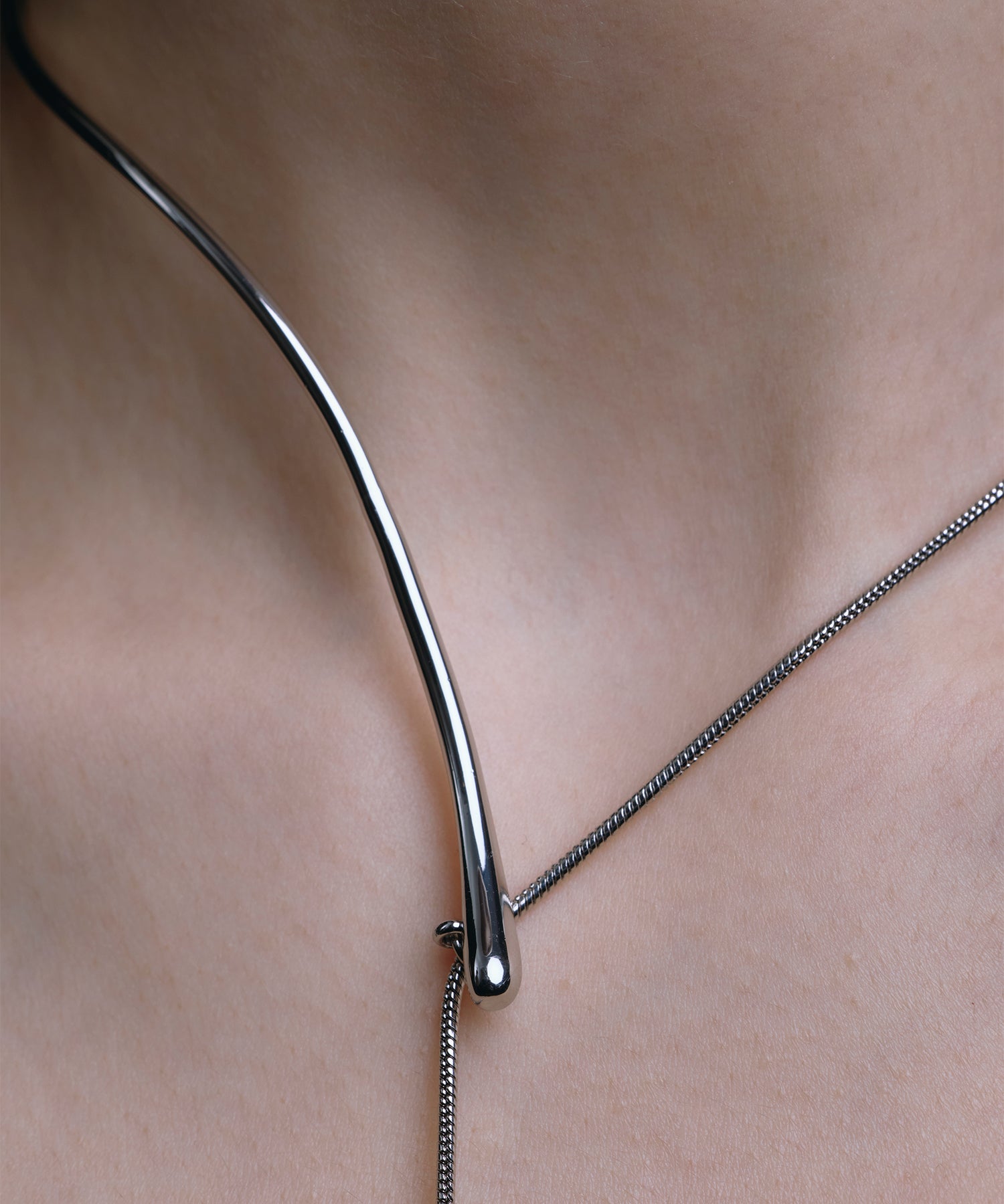 【展覽產品(預定三月底出貨】[銀色細微差別 Barlariat
