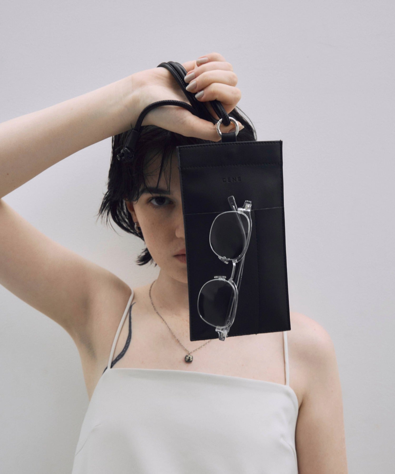 【黑色】智慧單肩包