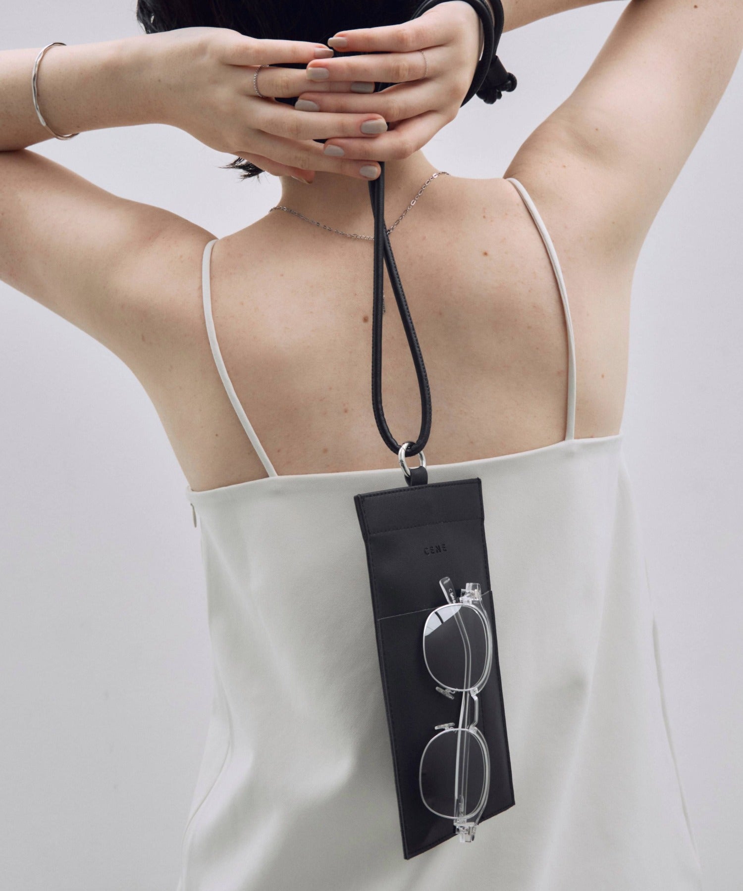 【黑色】智慧單肩包