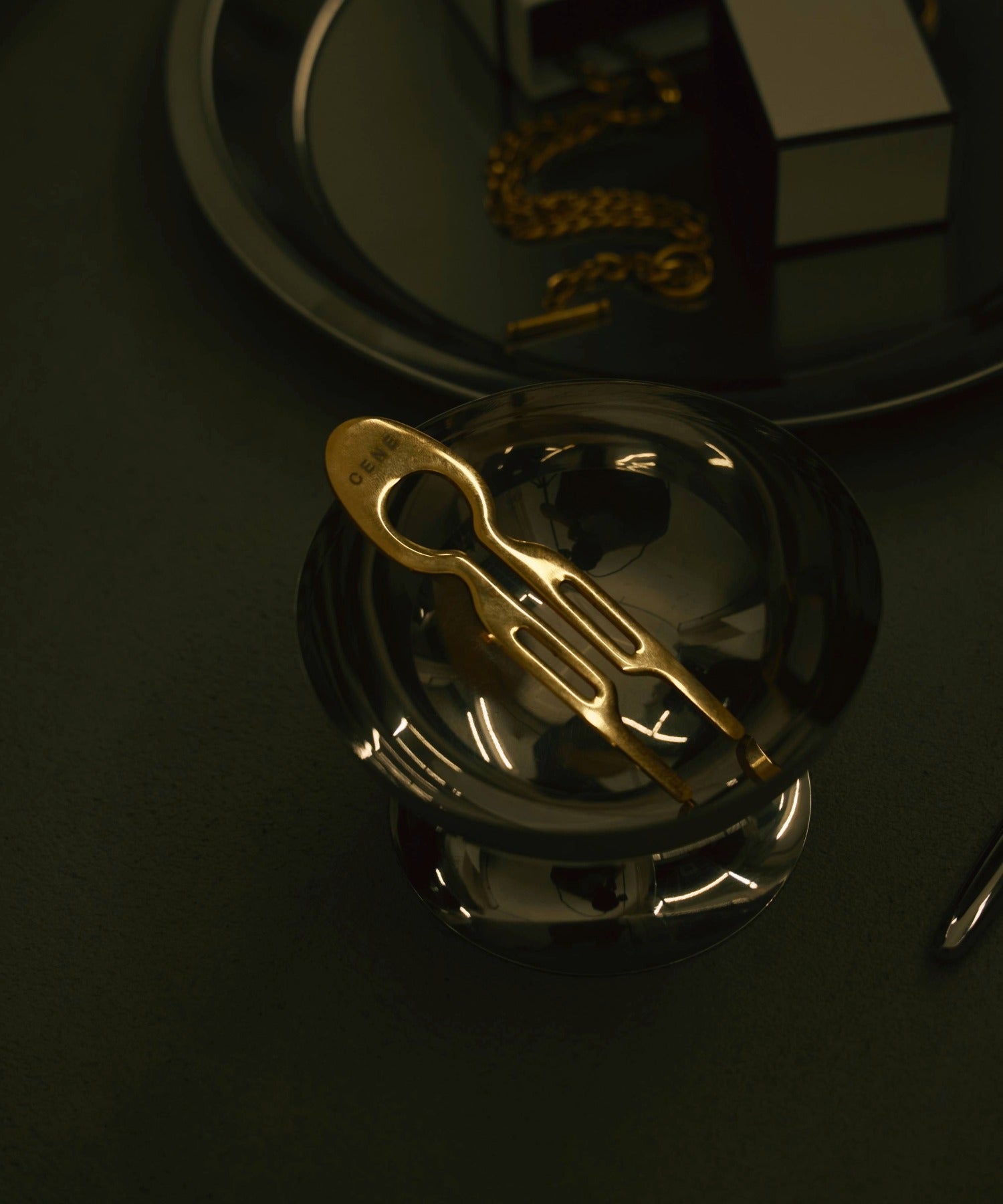 エッジUコーム ゴールド 金属アレルギー対応 サージカルステンレス ヘアアクセサリー