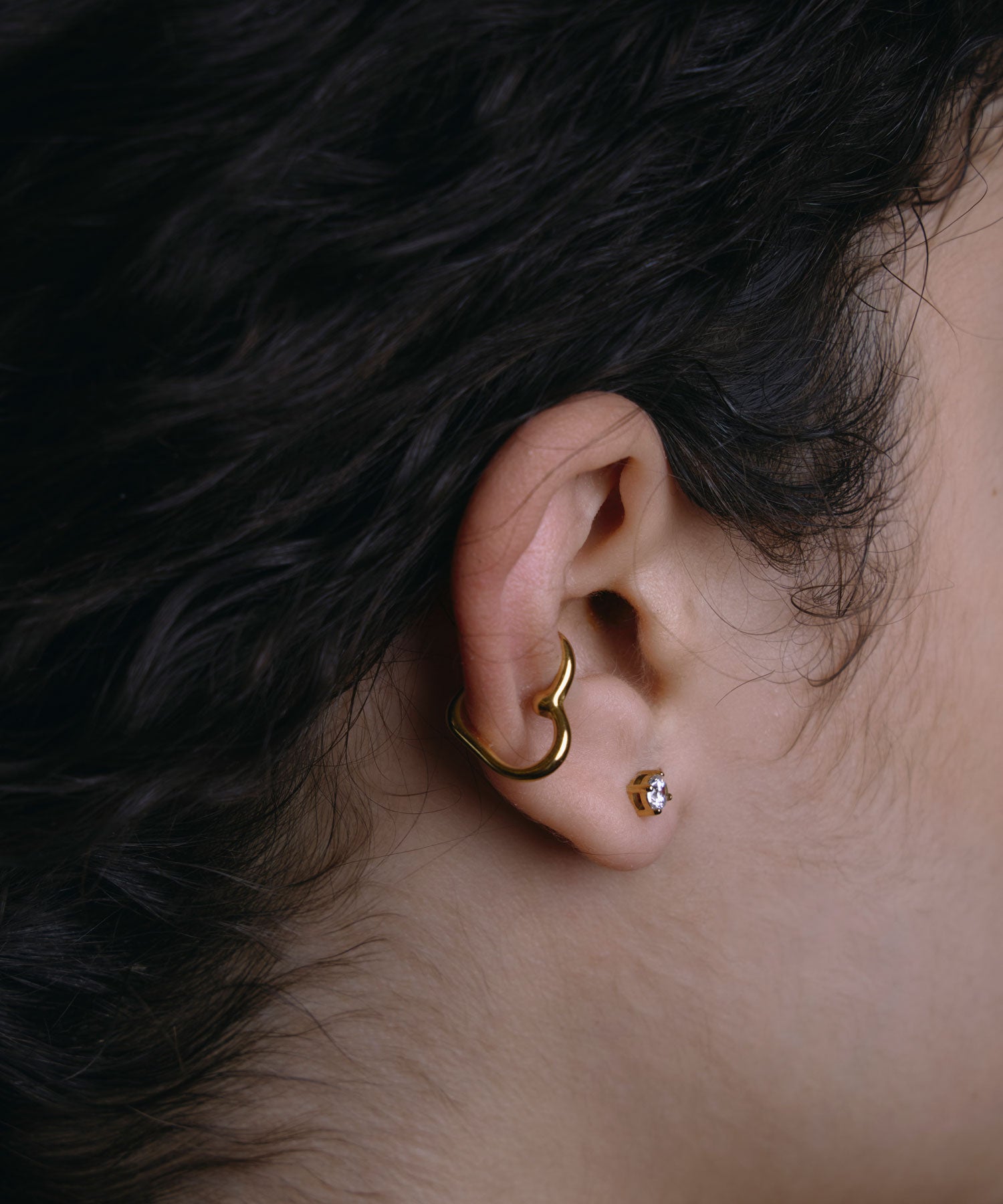 ゴールド]ハートイヤーカフ