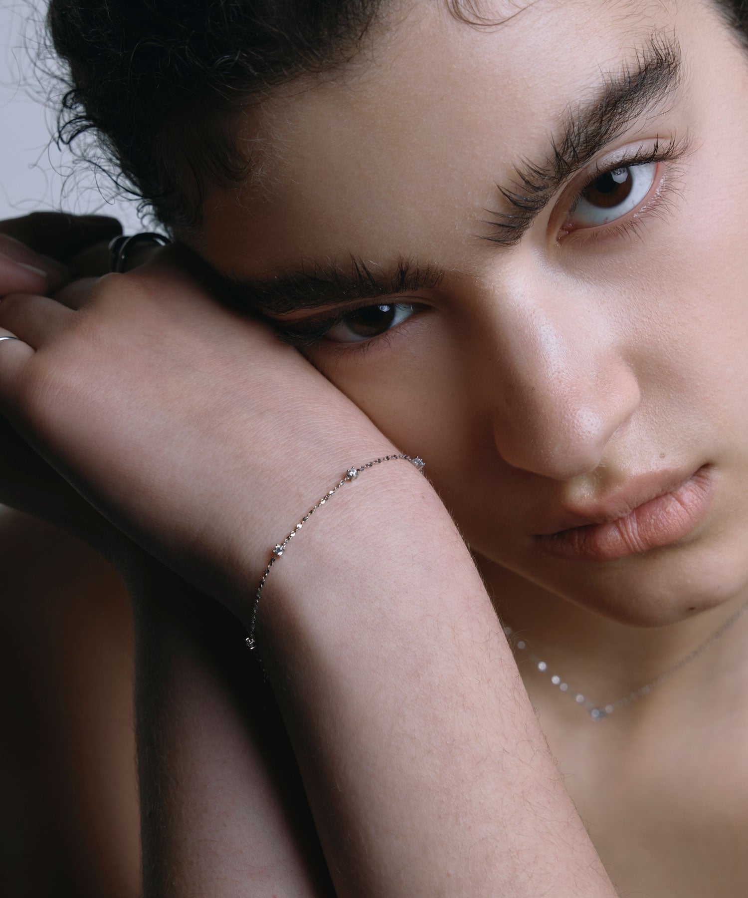 シルバー 金属アレルギー対応 サージカルステンレス スキャッタージルコニアブレスレット オケージョン