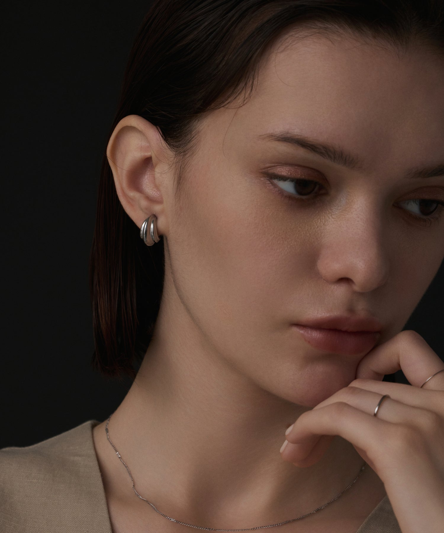 シルバー ウェーブイヤリング 金属アレルギー対応 サージカルステンレス