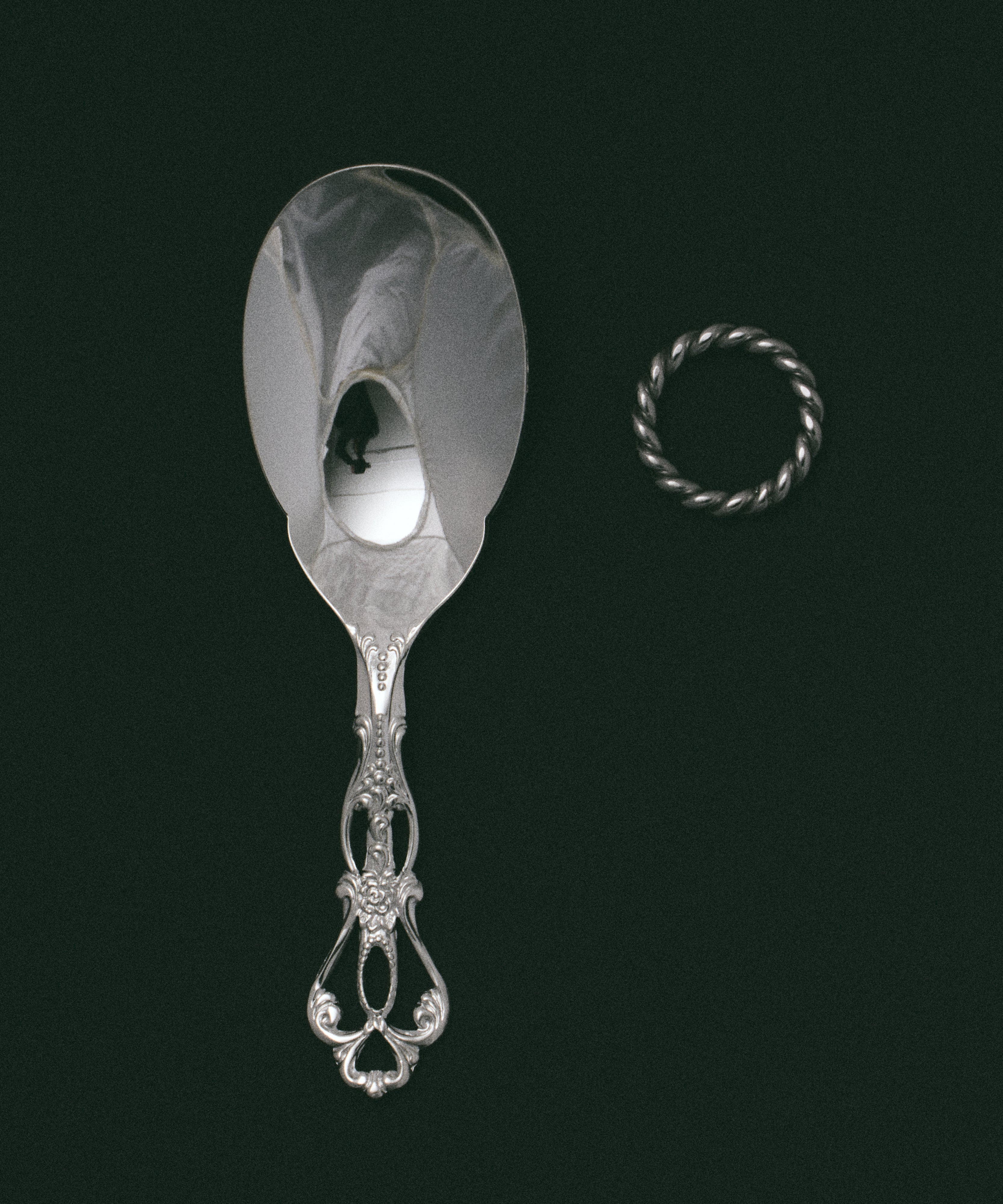 シルバー ツイストフープリング 金属アレルギー対応 サージカルステンレス