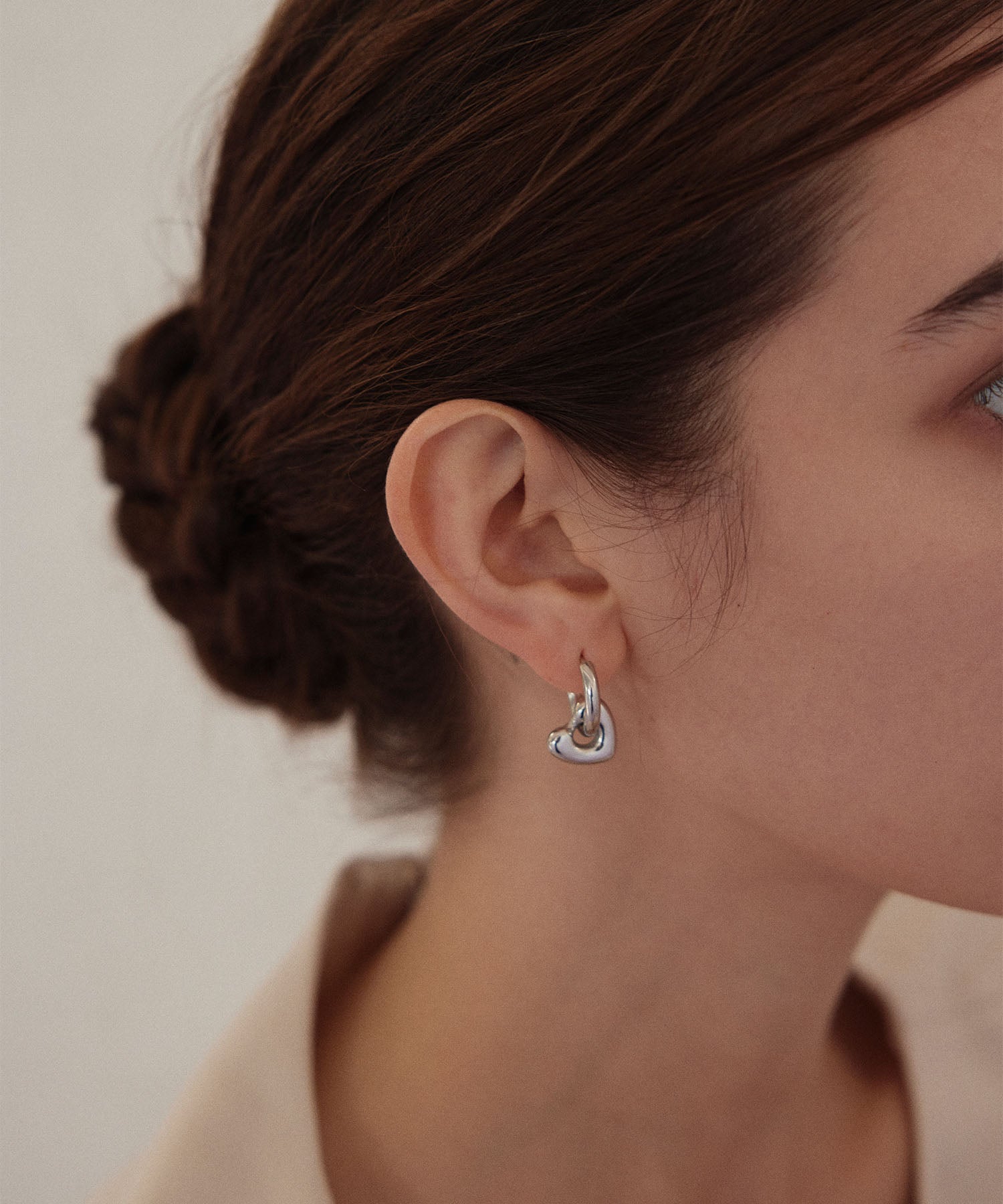 シルバー ニュアンスハートフープピアス 金属アレルギー対応 サージカルステンレス