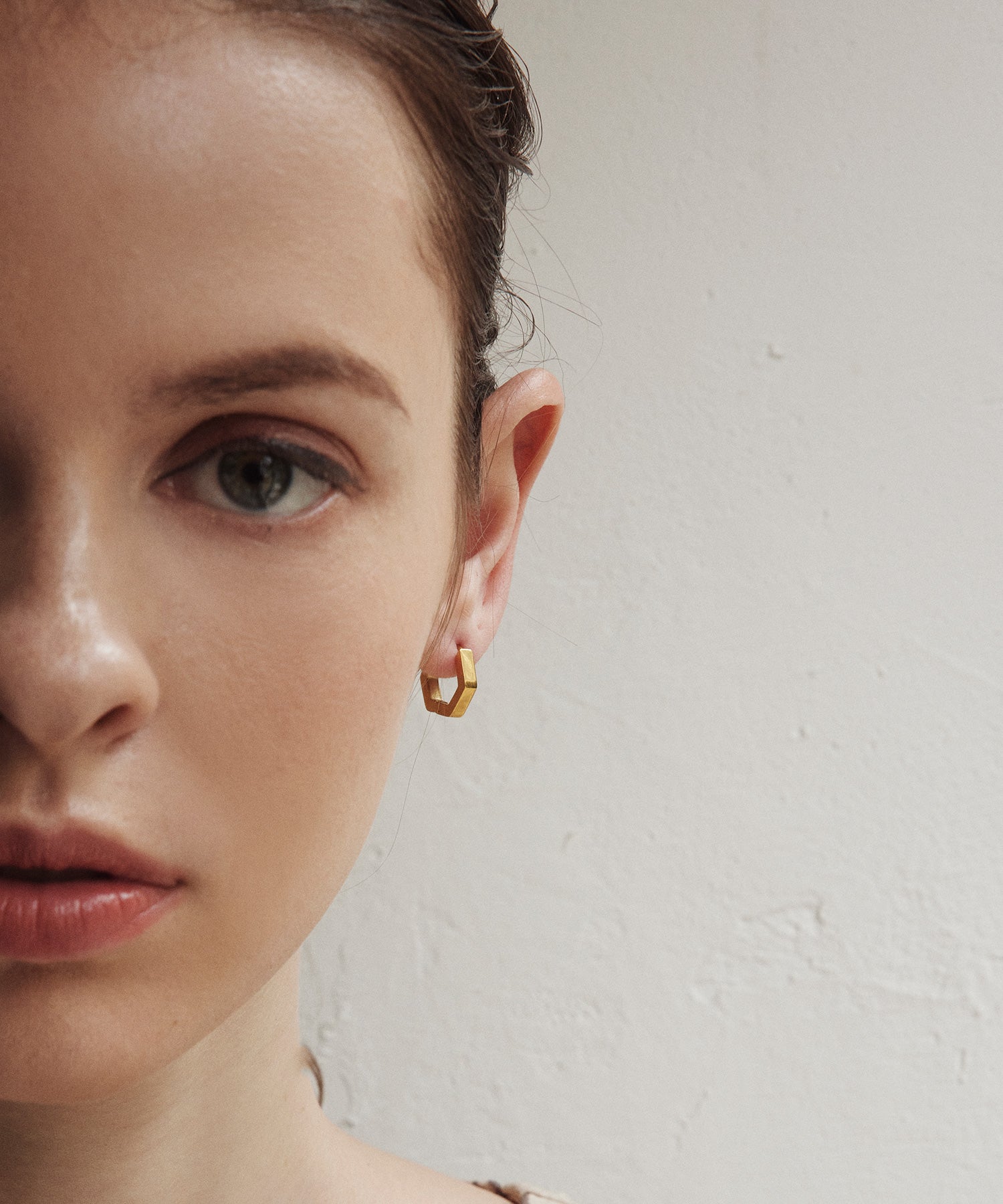 ゴールド ヘキサゴンフープピアス 金属アレルギー対応 サージカルステンレス