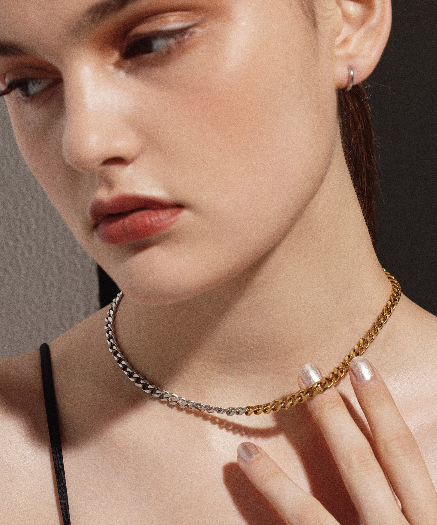 拜顏色辰內克雷斯