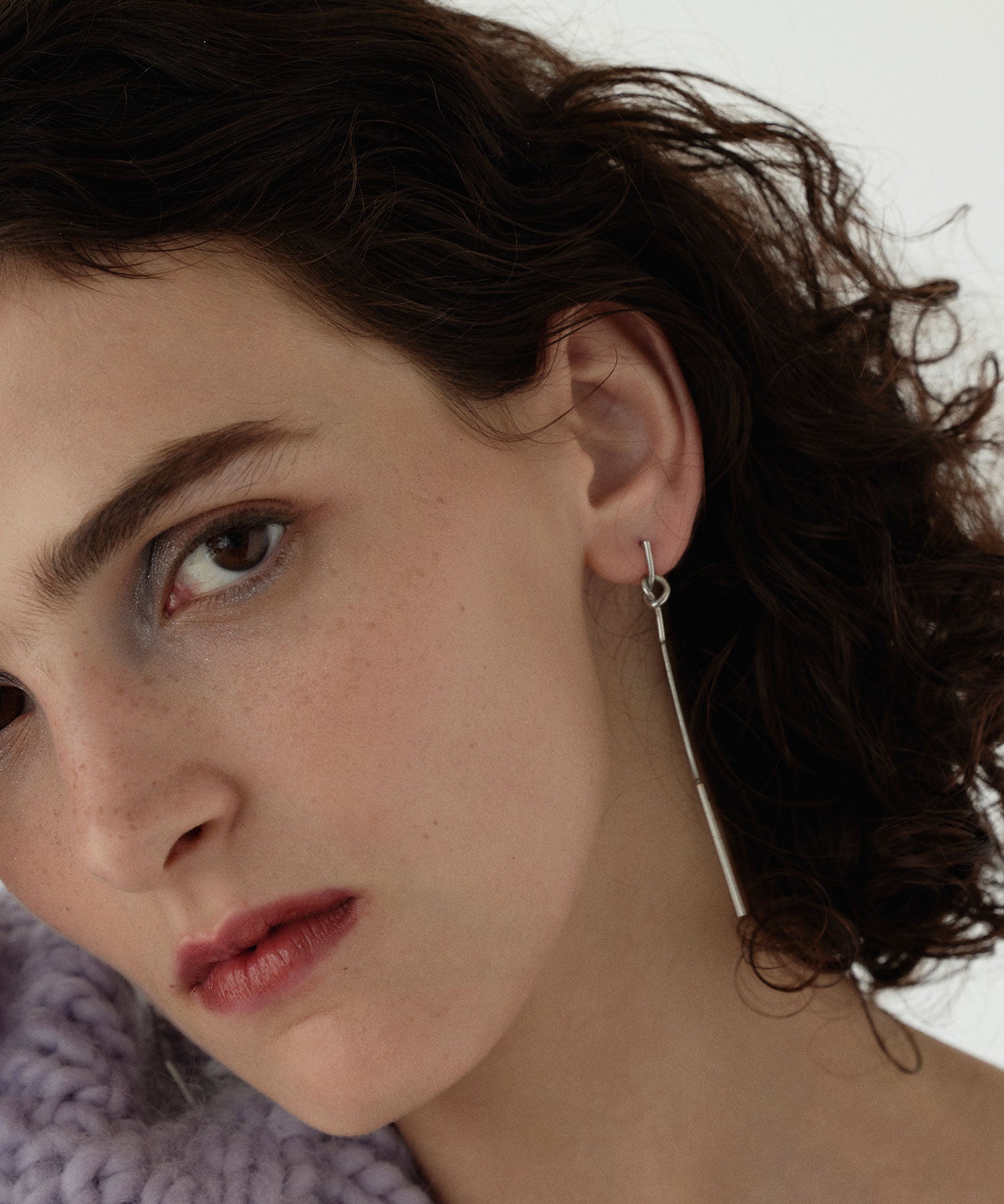 シルバー ノットラインピアス 金属アレルギー対応 サージカルステンレス