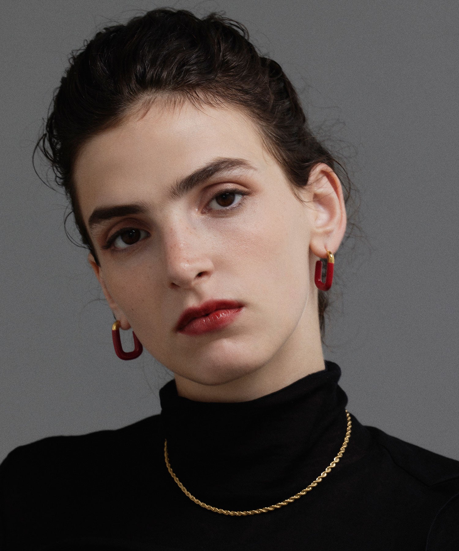レッド]フォルムピアス – CENE