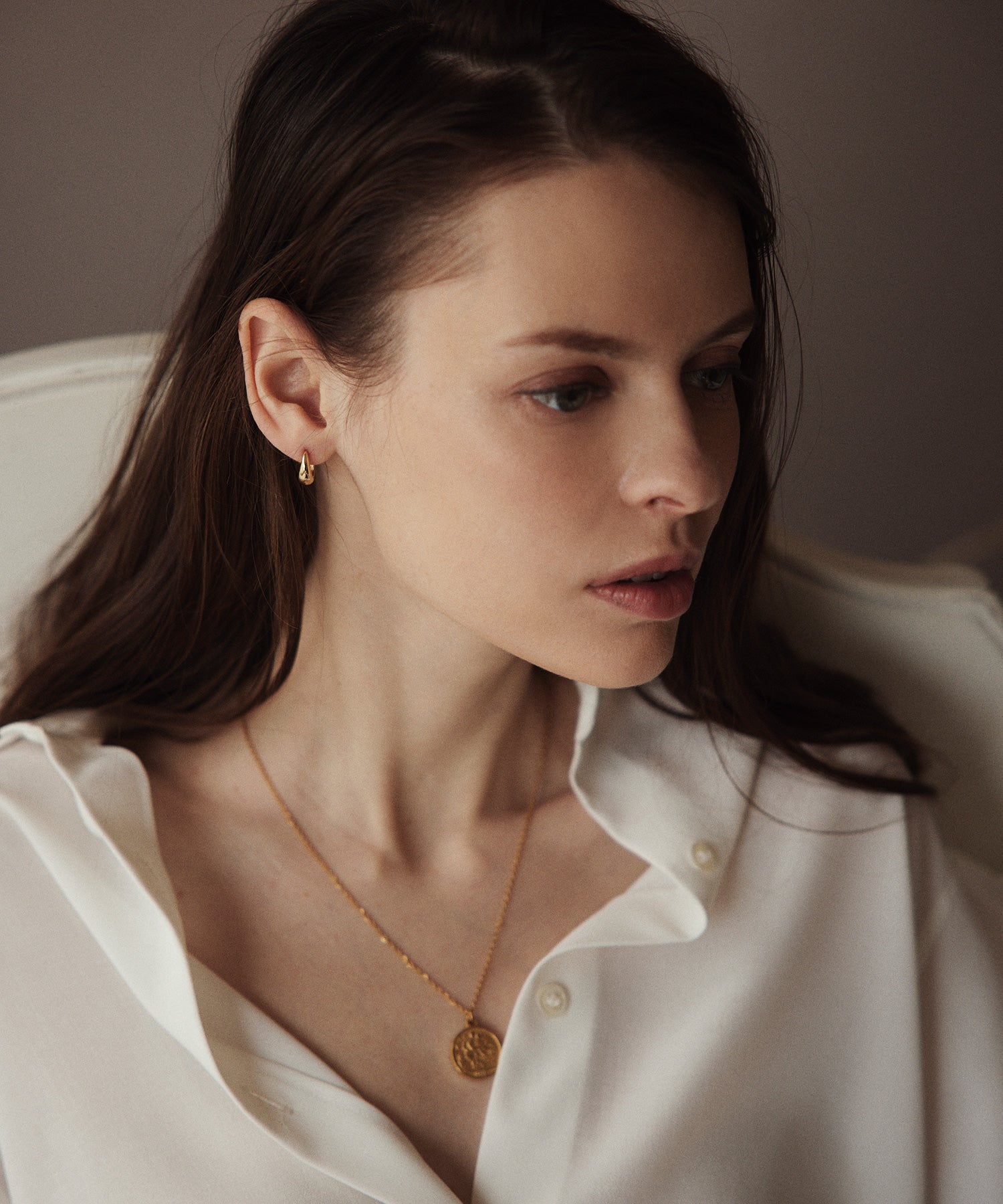 ドロップフープピアス ゴールド ピアス サージカルステンレス レディース メンズ ユニセックス ジェンダーレス 着用画像 付けっぱなし 金属アレルギー