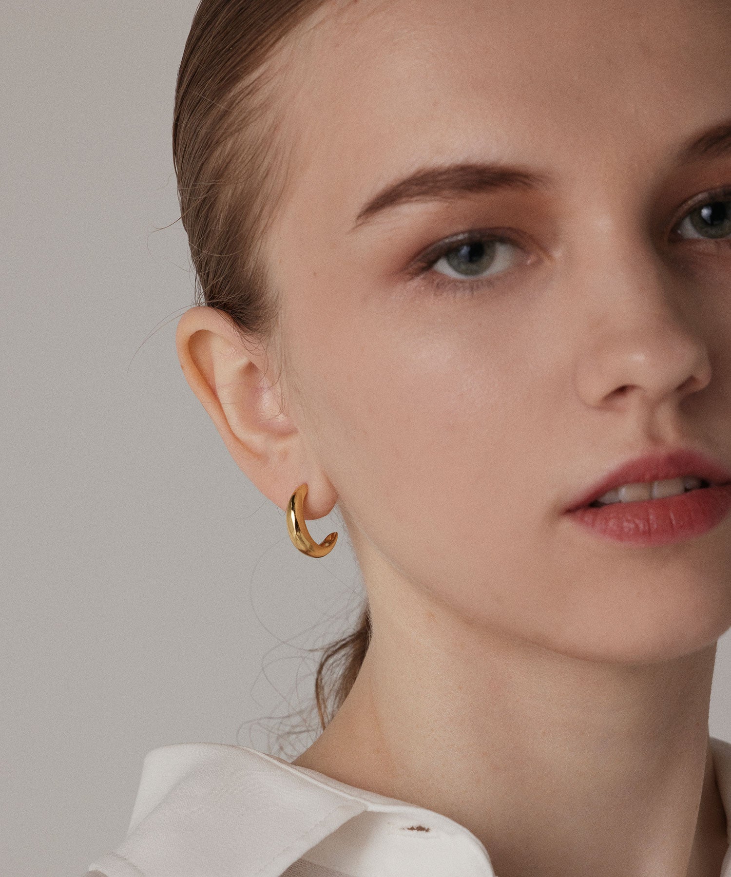 ゴールド シャイニングムーンピアス 金属アレルギー対応 サージカルステンレス