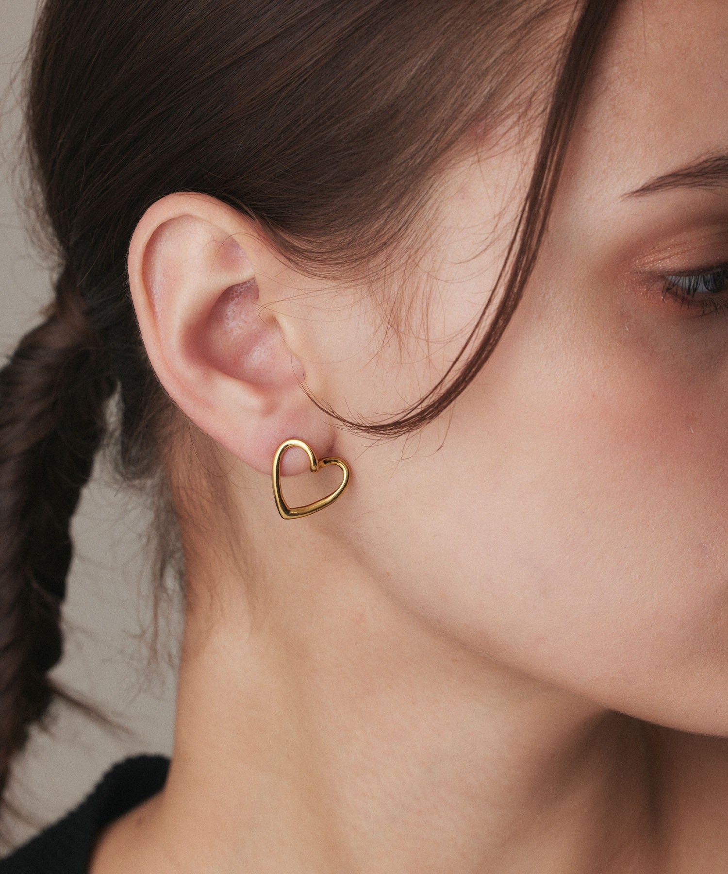 [Gold] Open Heart Earrings