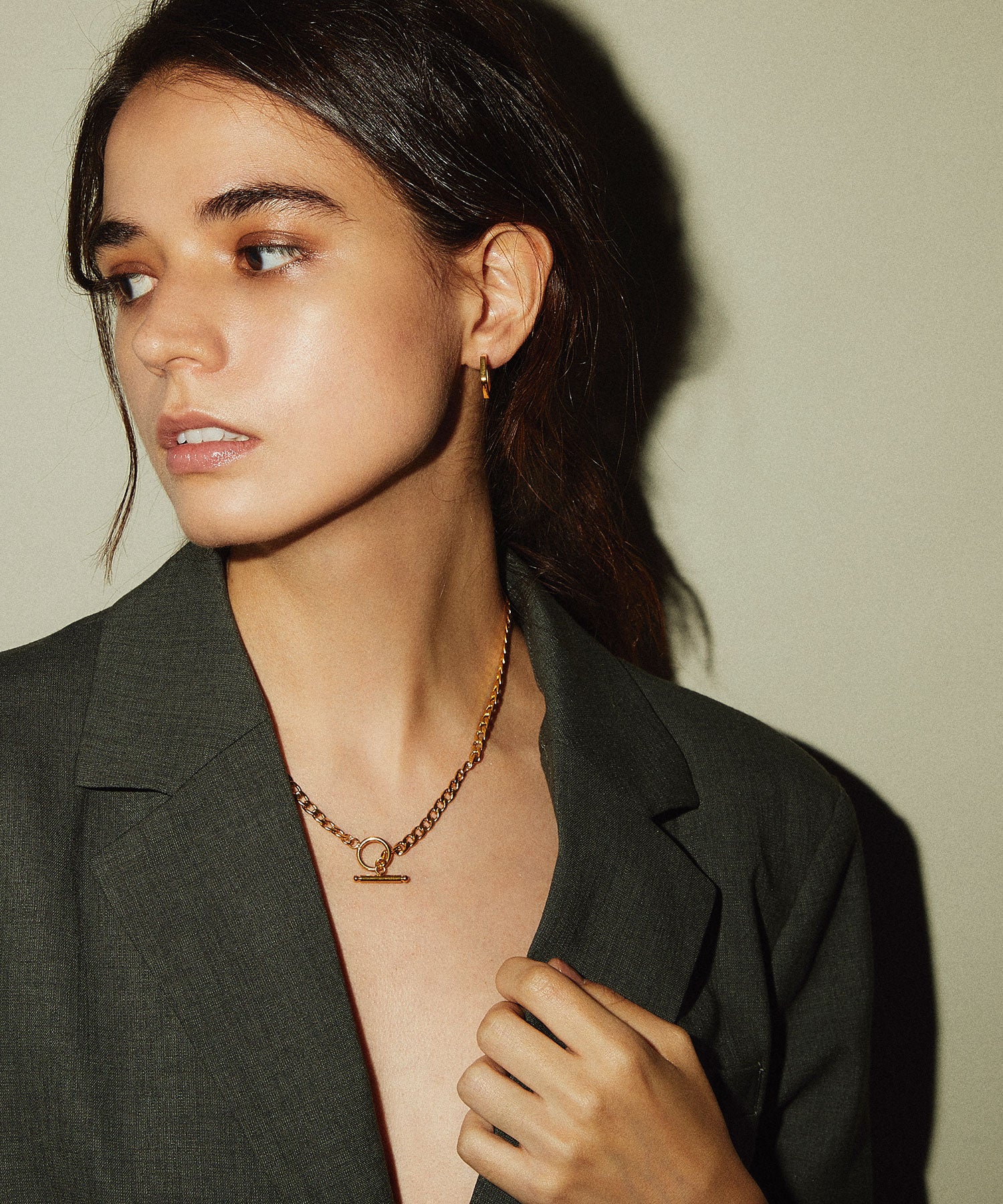 [Gold] Hark Angle Earrings
