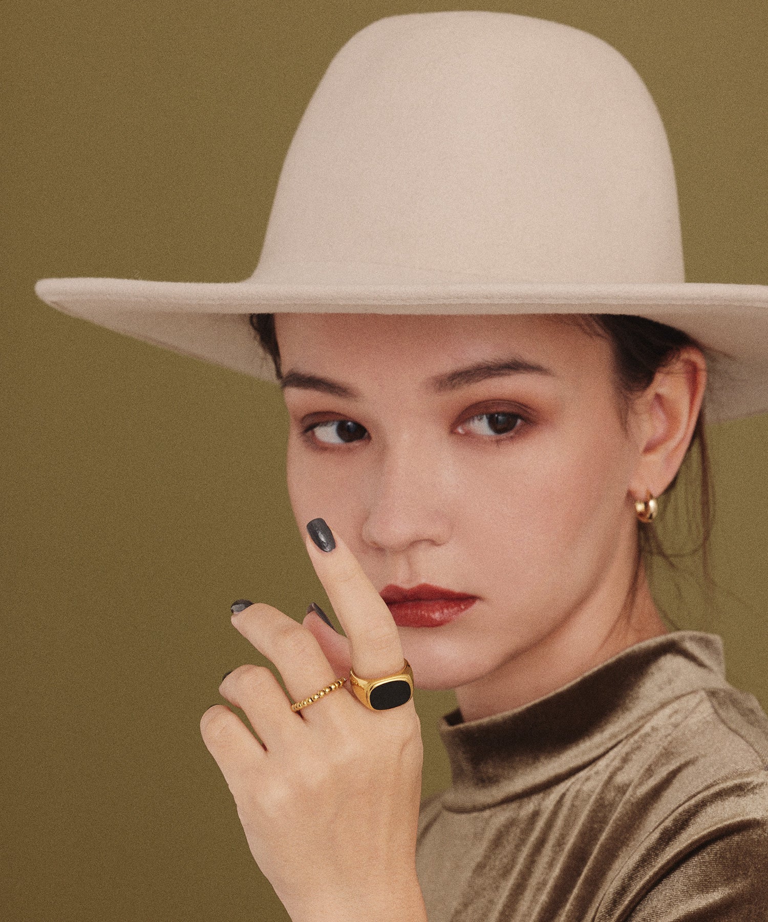 ゴールド]ボールチェーンリング