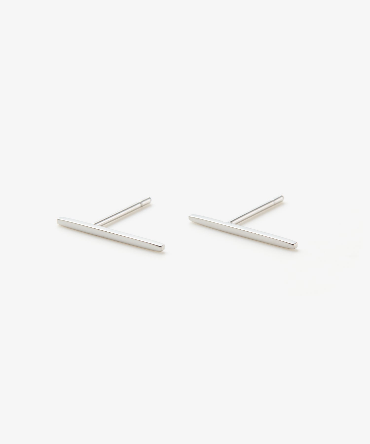 [シルバー]スリムラインピアス
