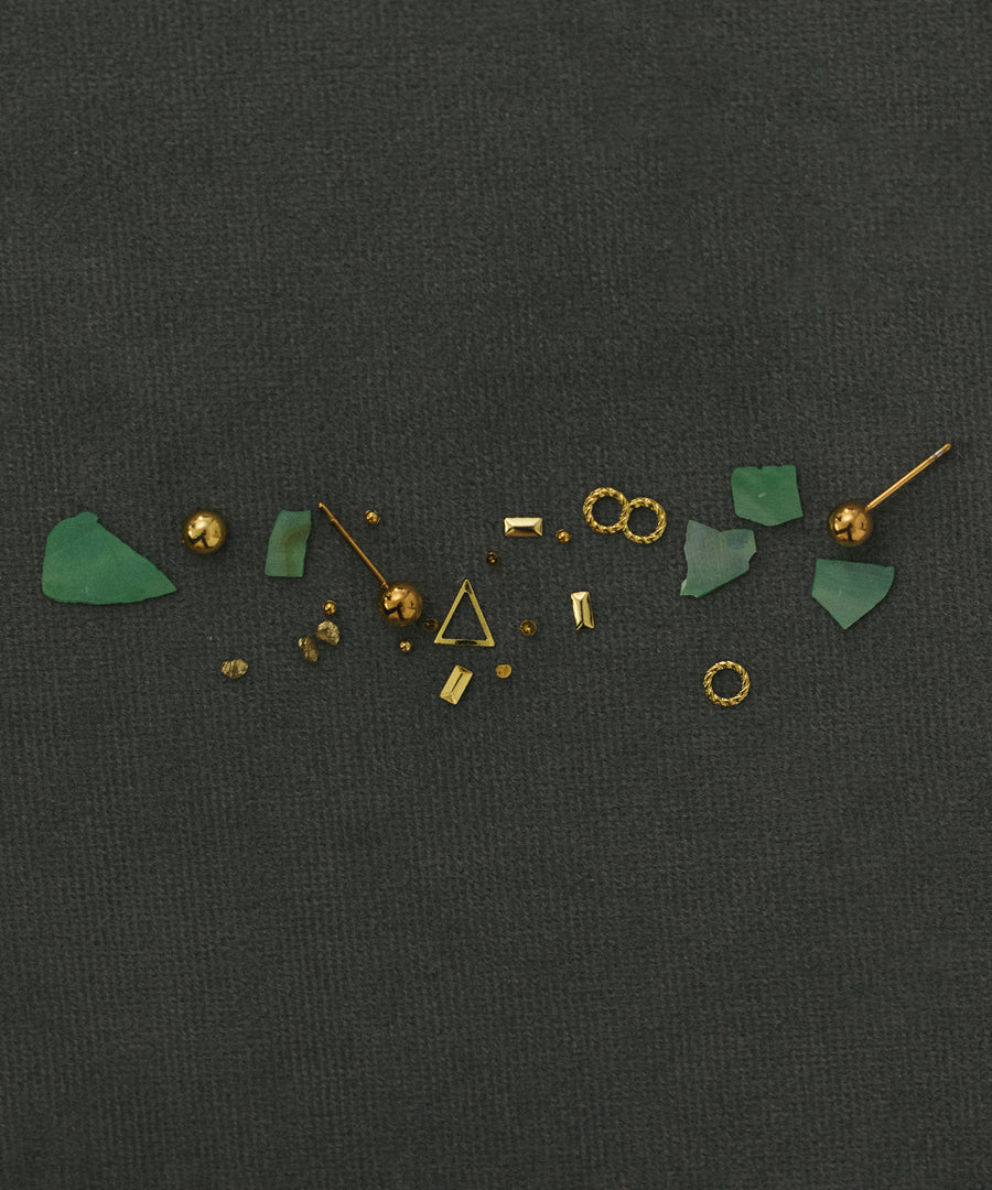[ゴールド]ピンボールピアス(medium)