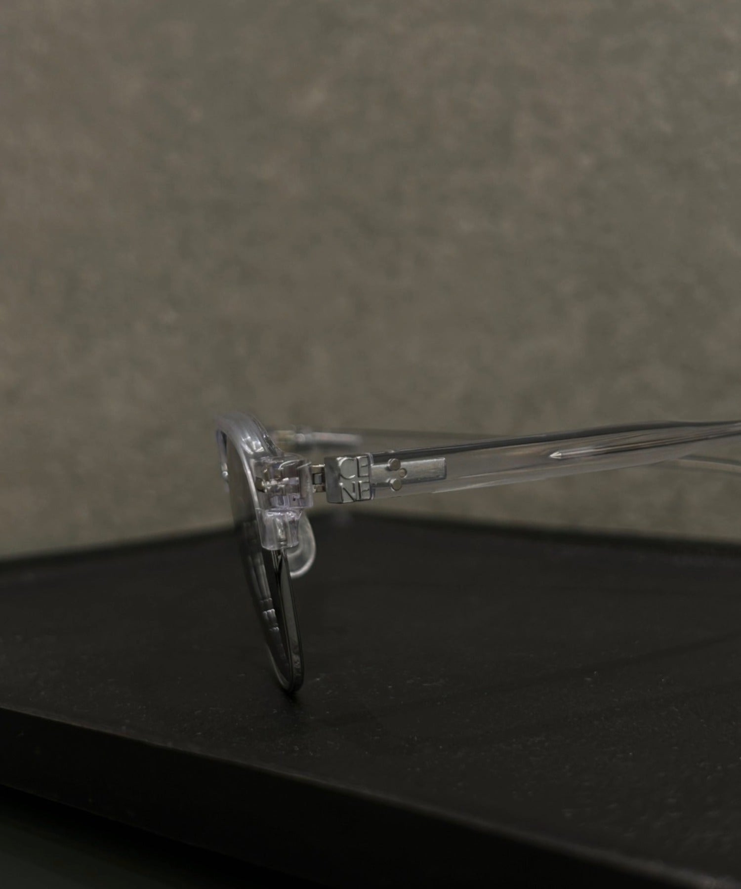 クラシックブローアイウェア　サングラス　クリア　金属アレルギー対応　サージカルステンレス