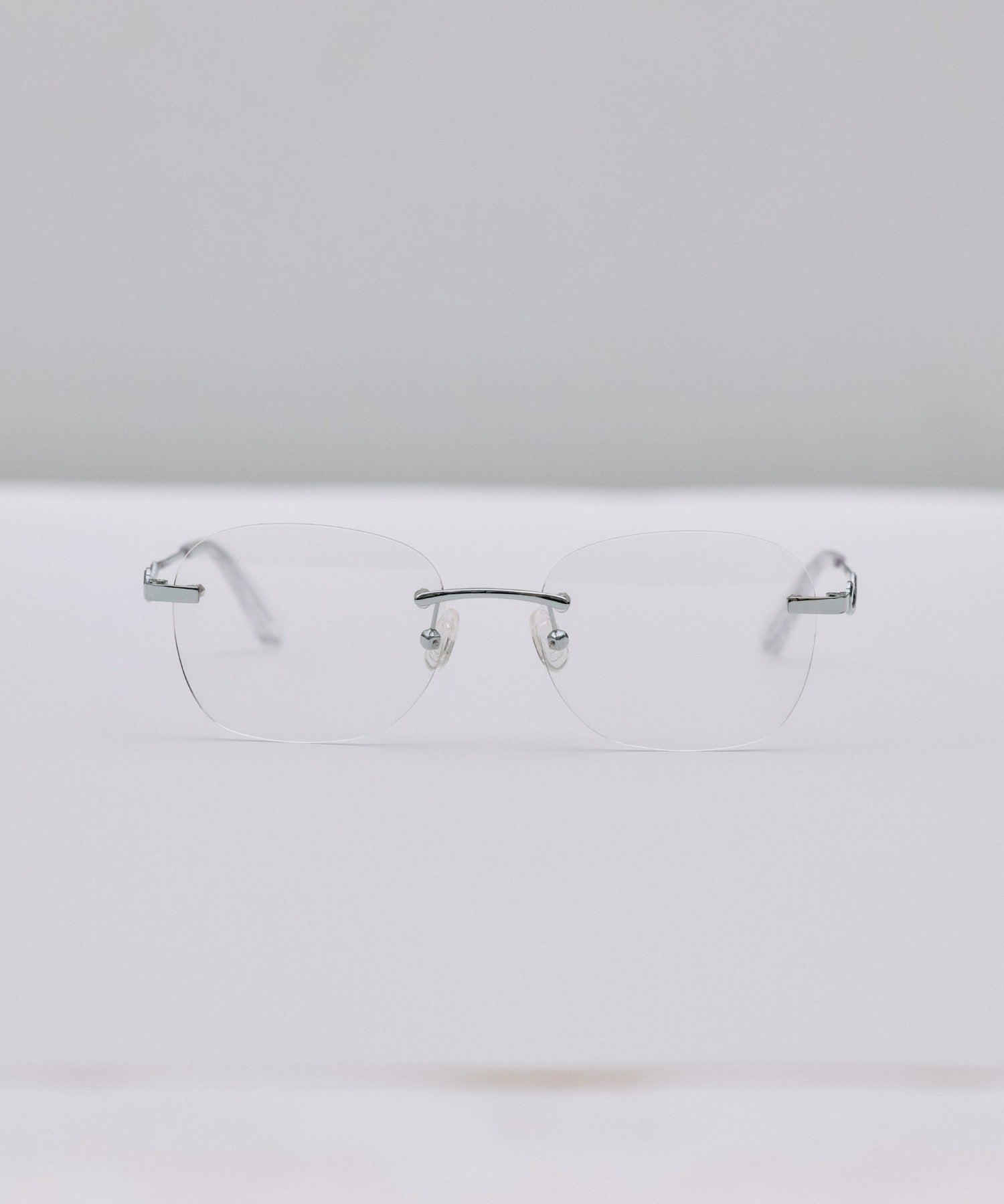 [クリア]テンプルロゴリムレスアイウェア