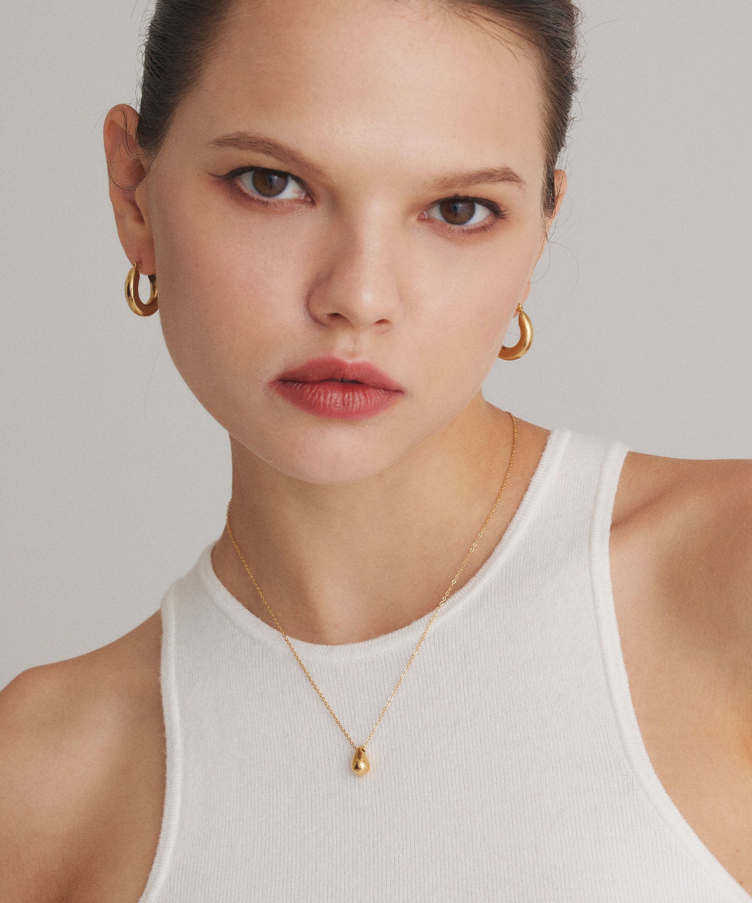 ゴールド]ドロップスリムネックレス