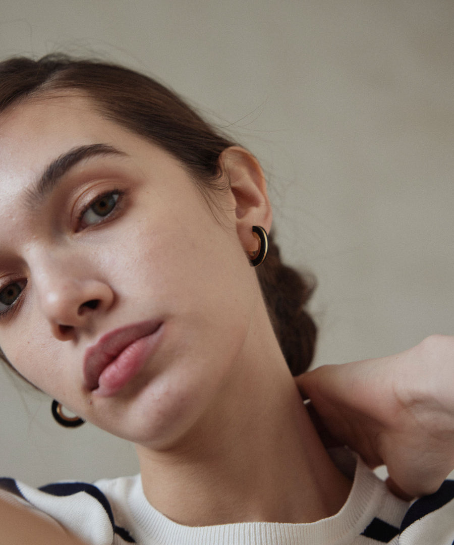 (Not available) [Black] Color Line Earrings