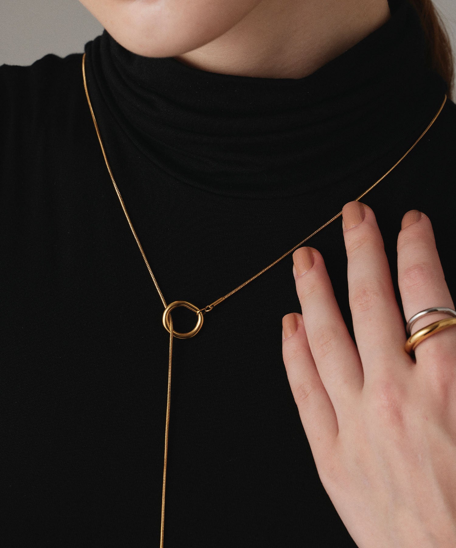 ゴールド]ニュアンスリングラリエット