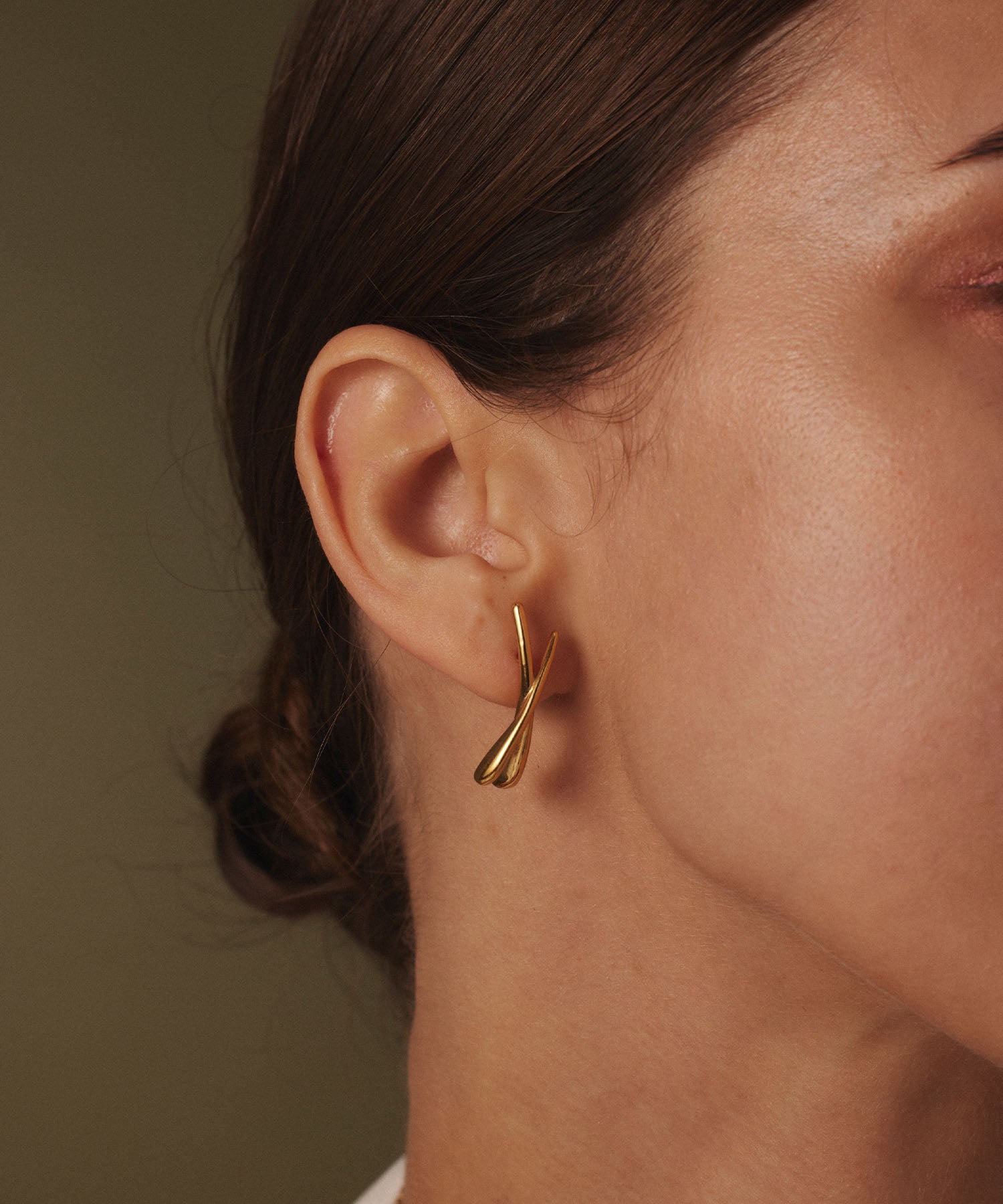 [Gold] Asymmetrical Cross Earrings