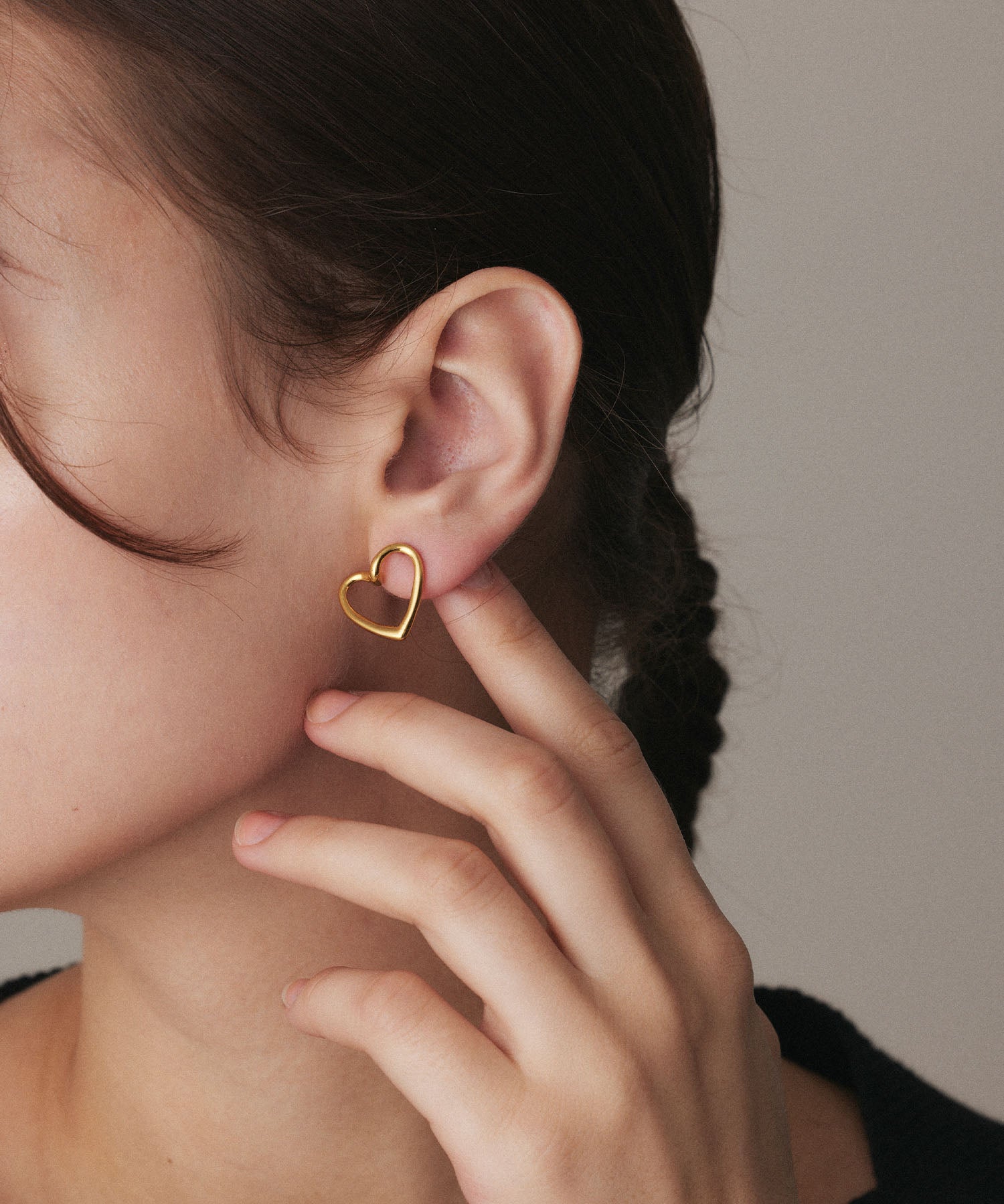 [Gold] Open Heart Earrings
