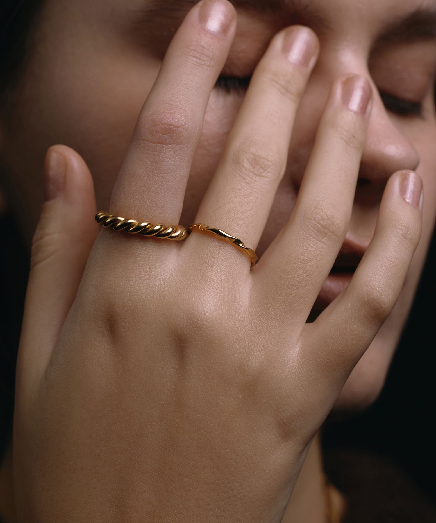 [Gold] Broad Twist Ring