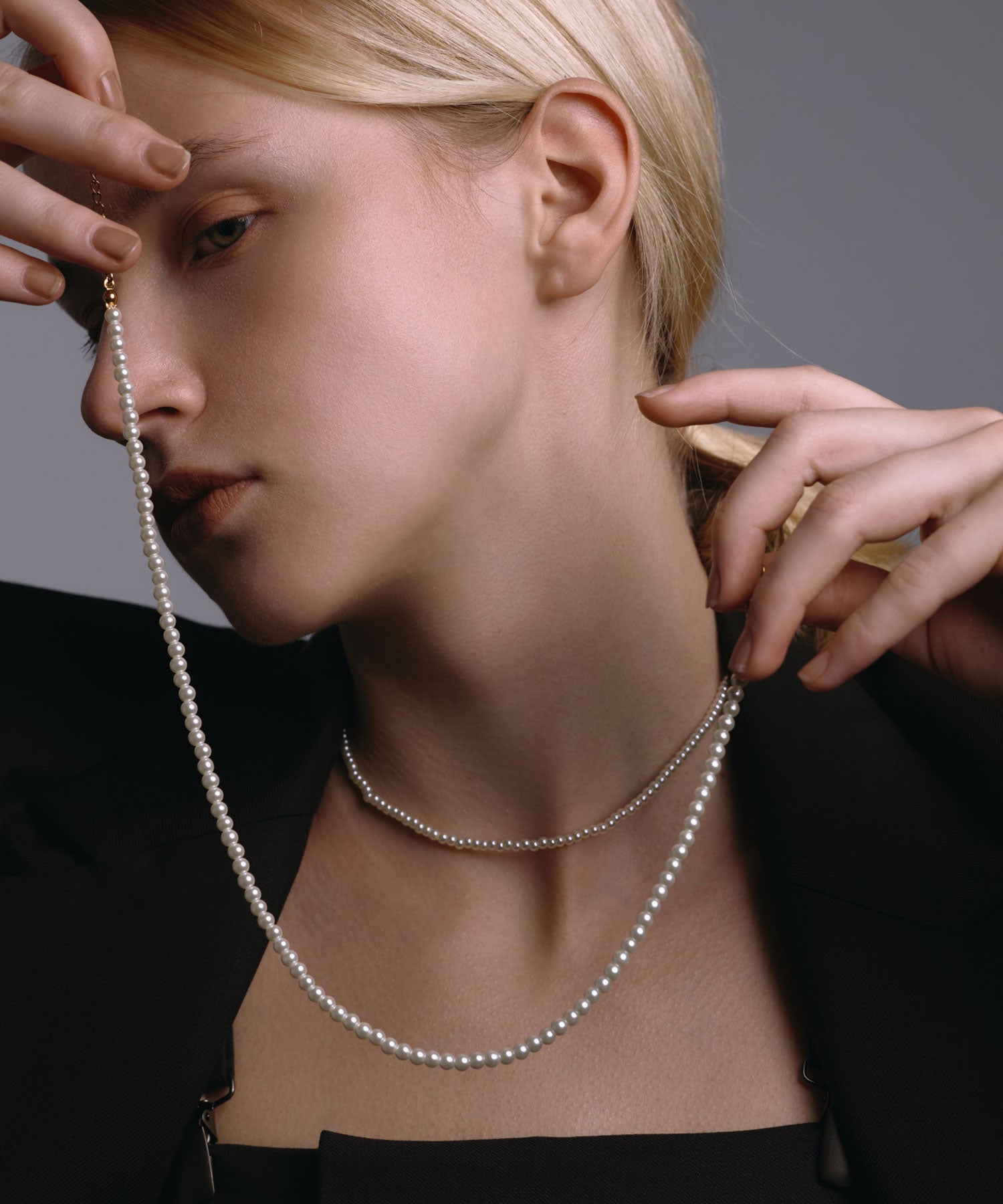 Basic-medium-pearl-necklace-