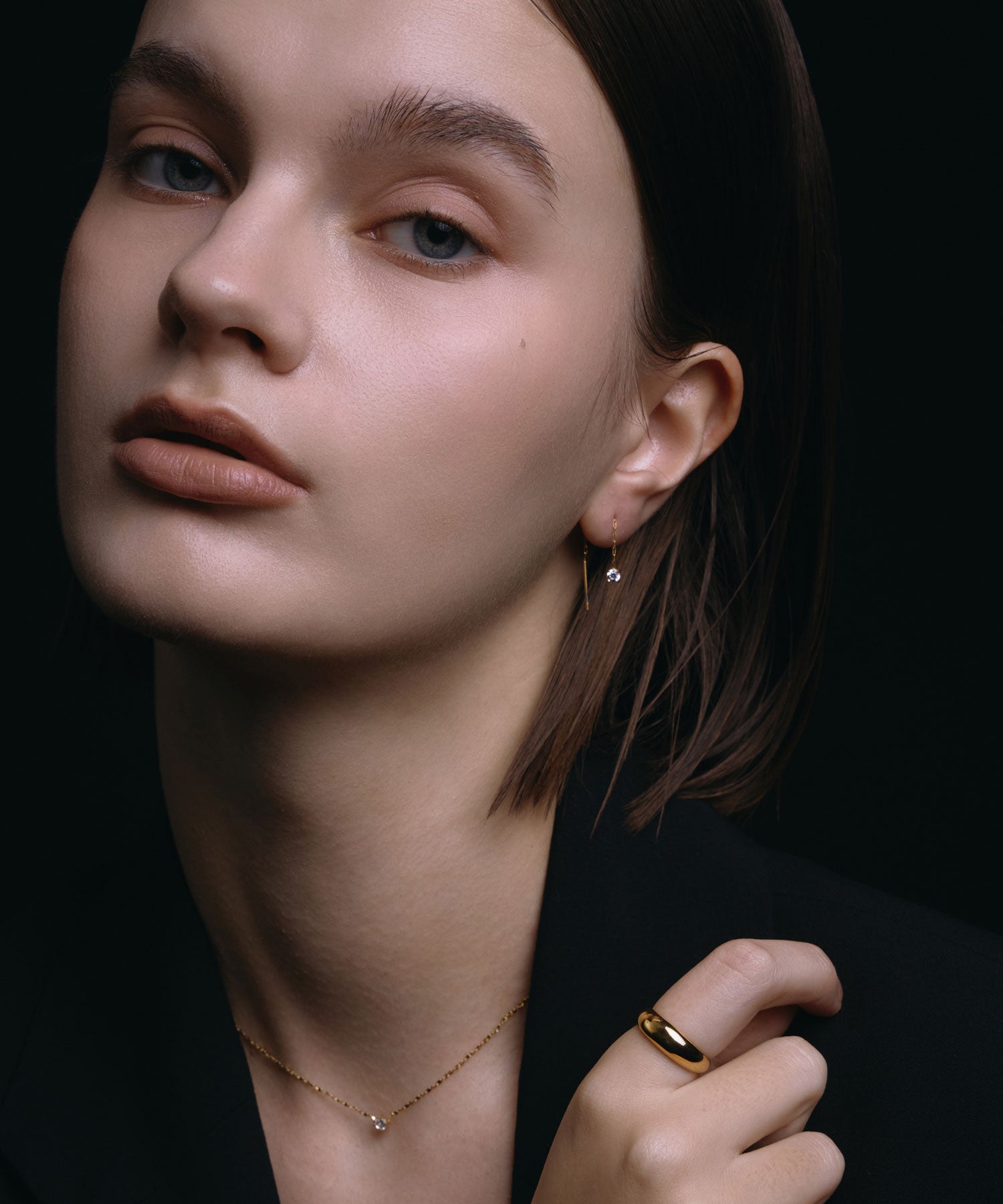 ゴールド]チェーンドロップジルコニアピアス